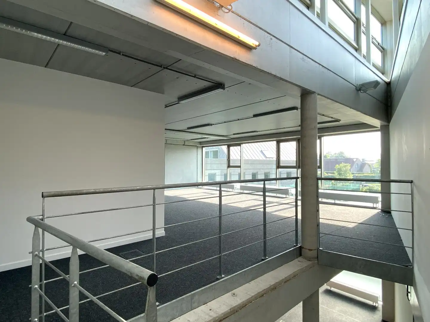 VEELZIJDIGE KANTOORRUIMTE (540 m²) OP TOPLOCATIE foto 6
