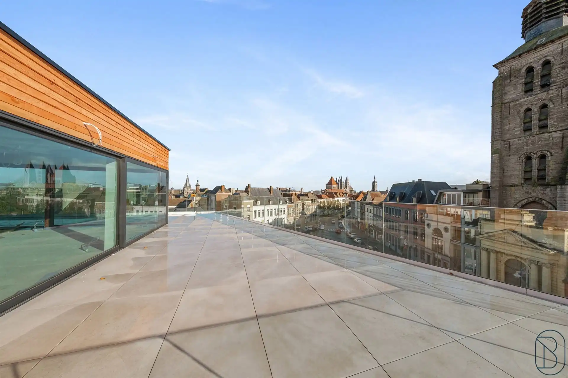 Luxe-app. met zuidgerichte terrassen, pal in het centrum! foto 5