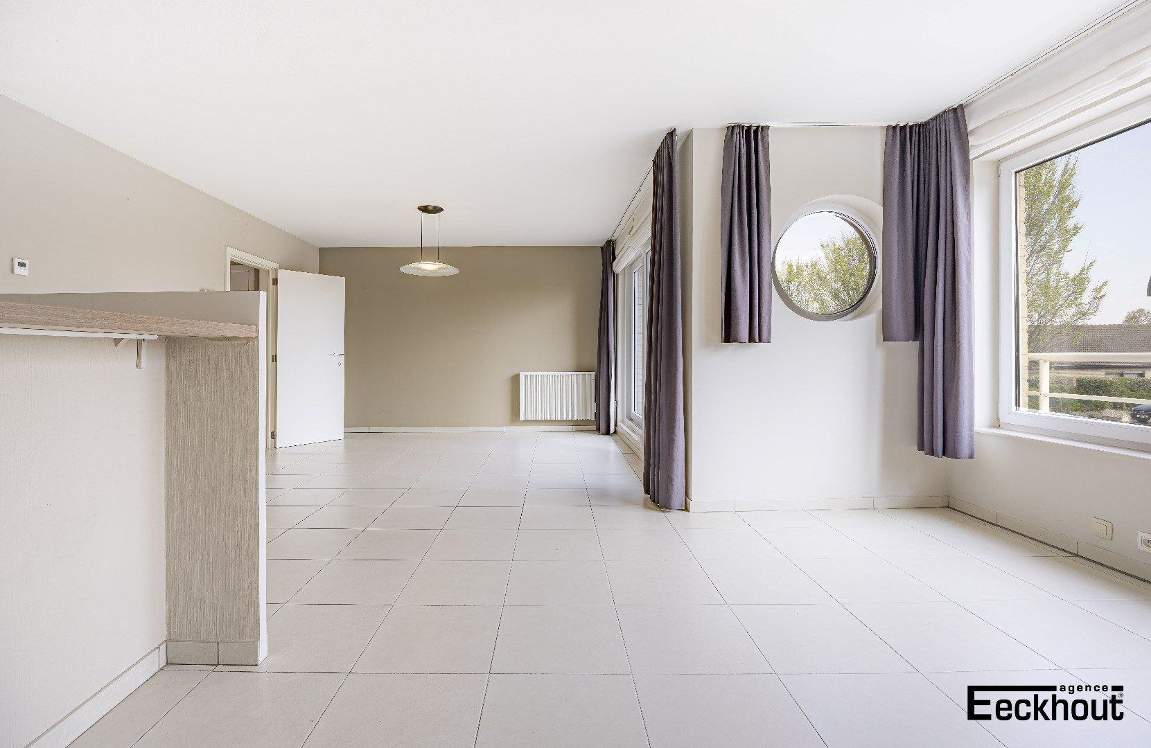 Ruim appartement met 5 slaapkamers in duplex stijl in residentie De Vierboete, Oostende, bouwjaar 2005, 140m² bewoonbare oppervlakte, 2 badkamers foto 3