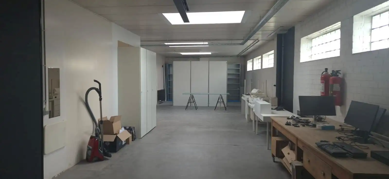  Ruim kantoor met parking en gemeenschappelijke voorzieningen  foto 5