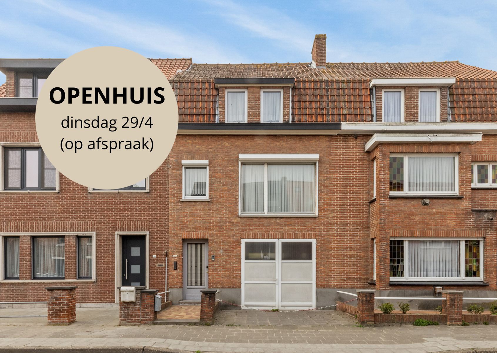 Hoofdfoto van de publicatie: Bel-étage met grote garage en potentieel te Sint-Michiels
