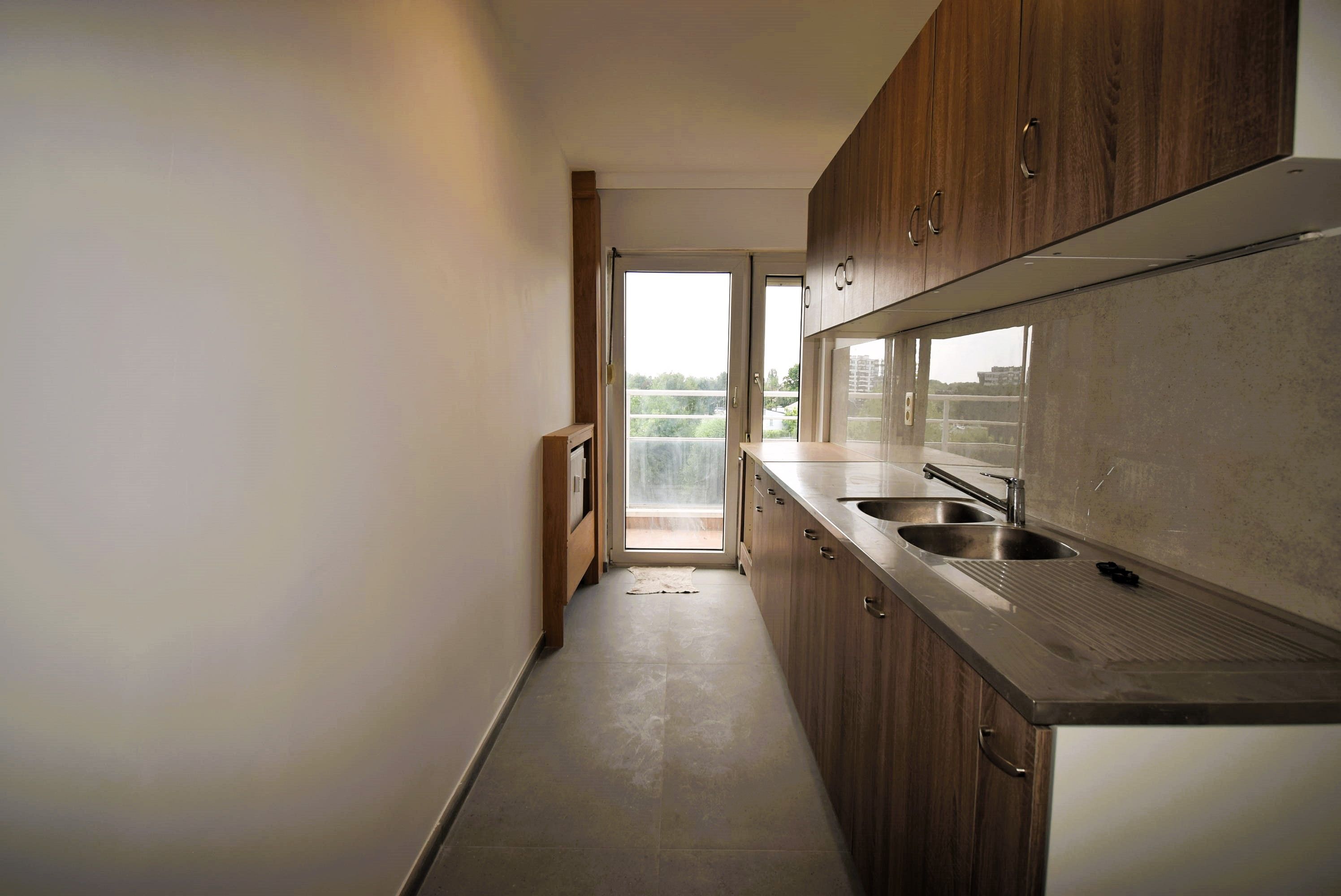 Gerenoveerd appartement 2 slaapkamers foto 6