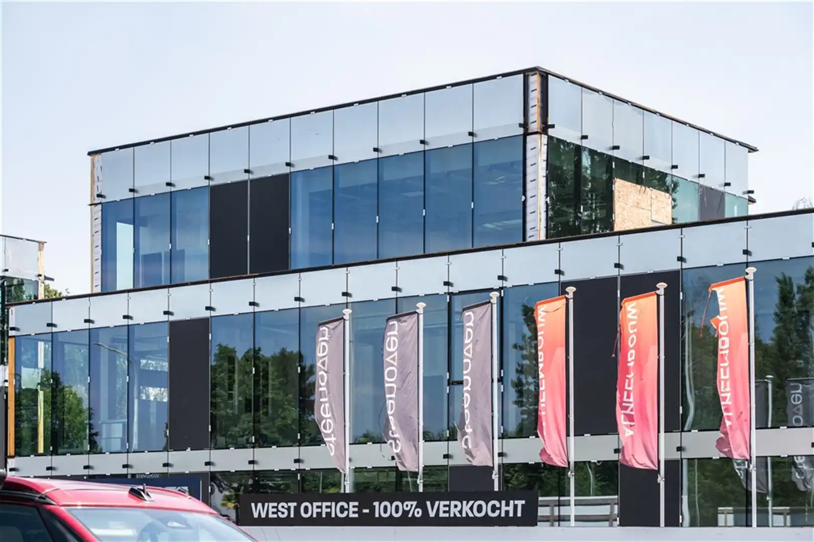 Nieuwbouw kantoren langs de Gentse Steenweg in Lokeren foto 3