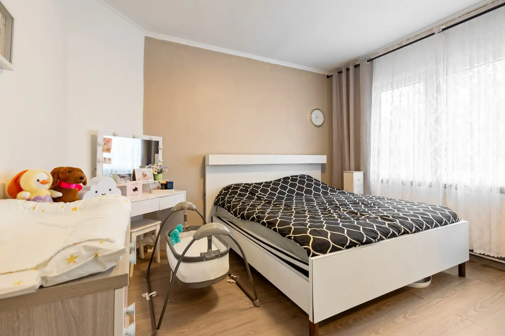 Vezorgde woning met 4 slpk en zuidtuin in Schoten foto 11