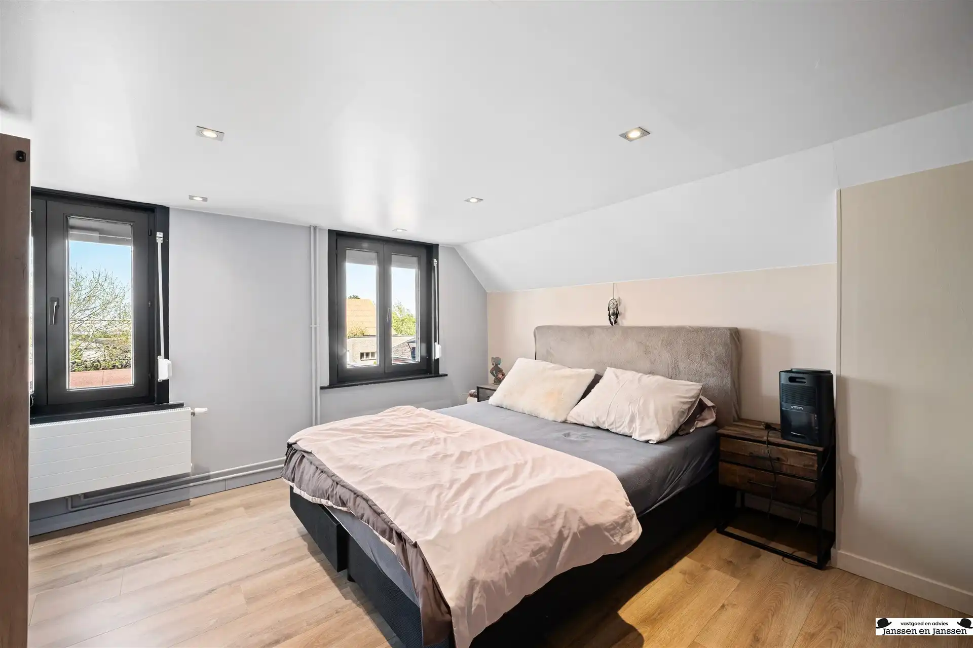 Instapklare gezinswoning met tuin nabij Brugge foto 13