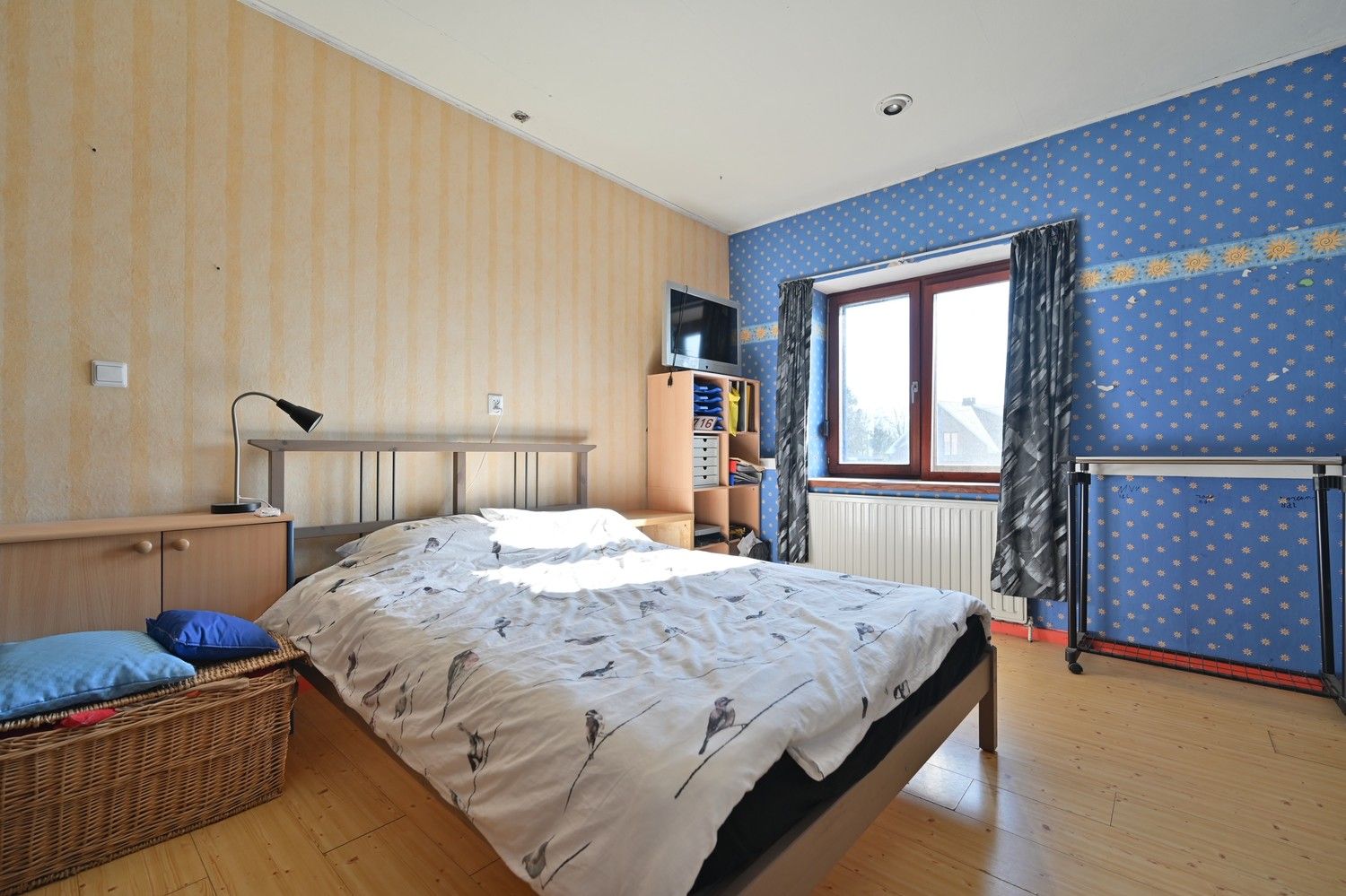Verrassend royale woning met bijbouw/atelier en aangrenzende paardenweide, met in totaal een grondoppervlakte van 34a 88ca (3.488 m²) foto 13
