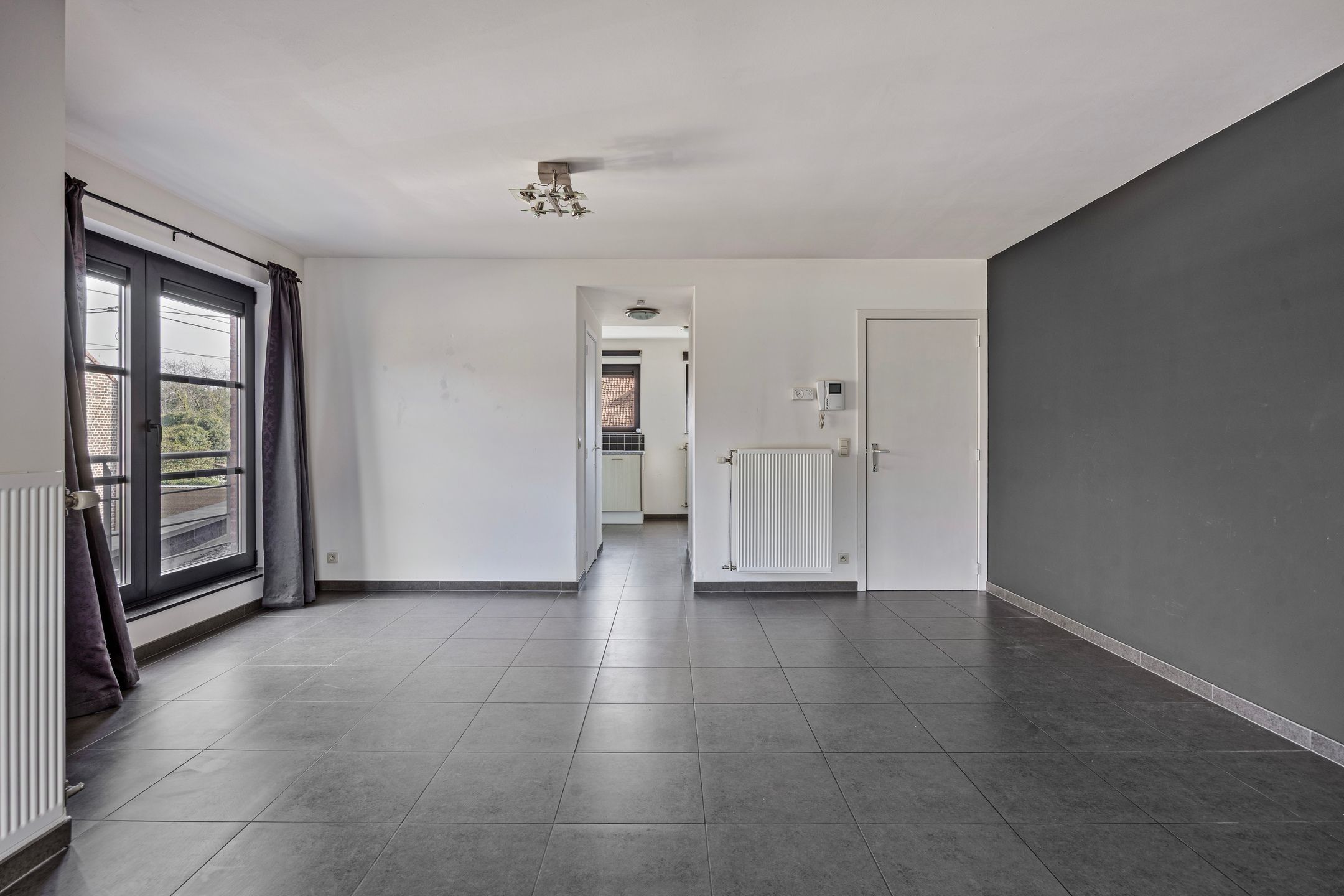 Lichtrijke, instapklare duplex met 2 slpks met ruim terras foto 6