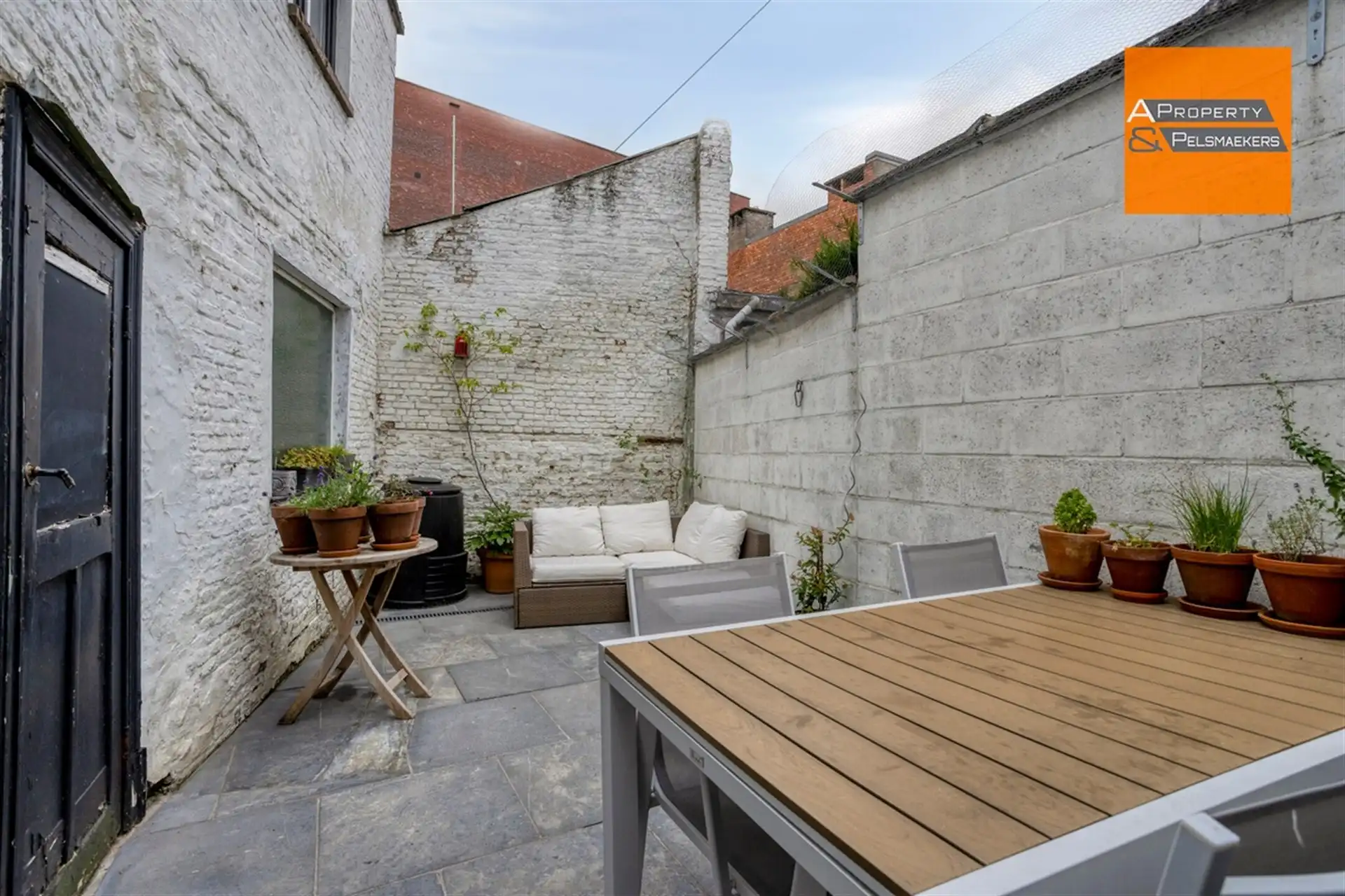 Karaktervolle herenwoning met stadkoer foto 24