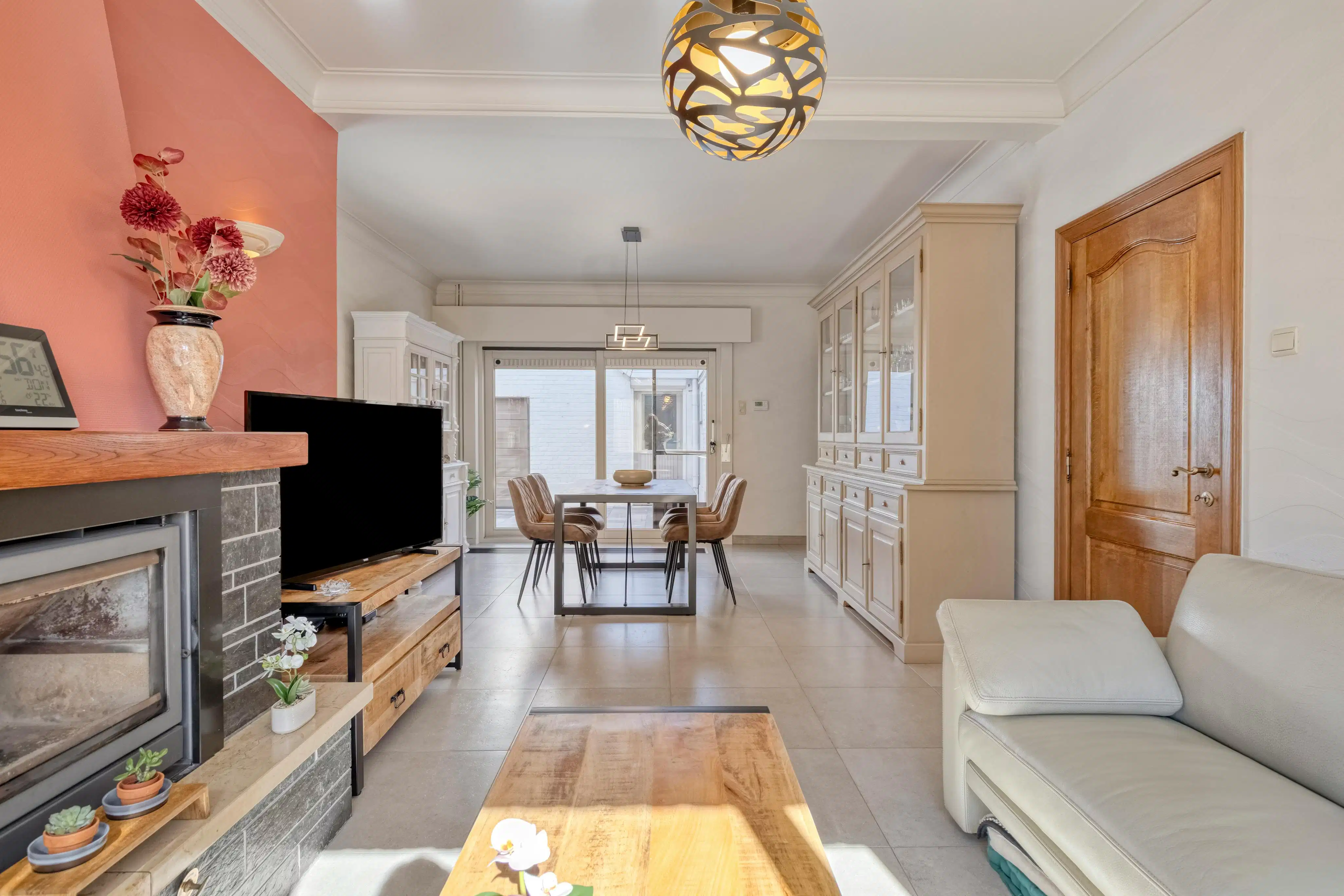 Halfopen huis met 4 kamers te koop op toplocatie in Waregem foto 3