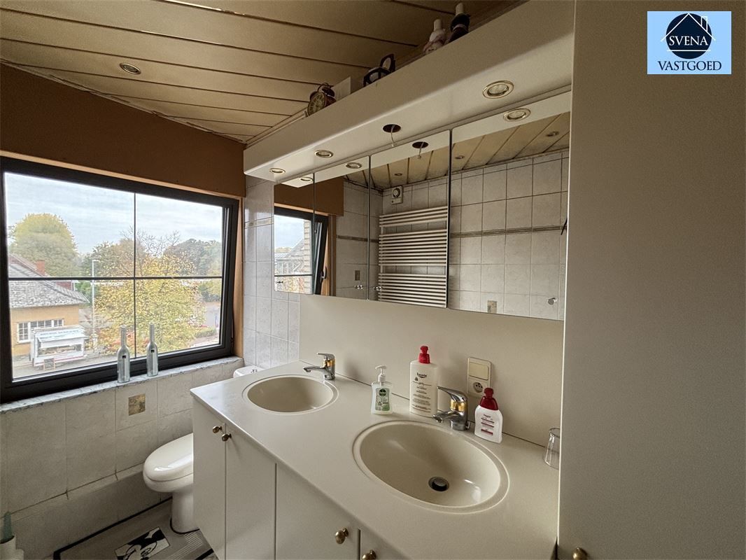 RUIME BEL-ETAGEWONING MET 3 SLAAPKAMERS EN TUIN foto 9