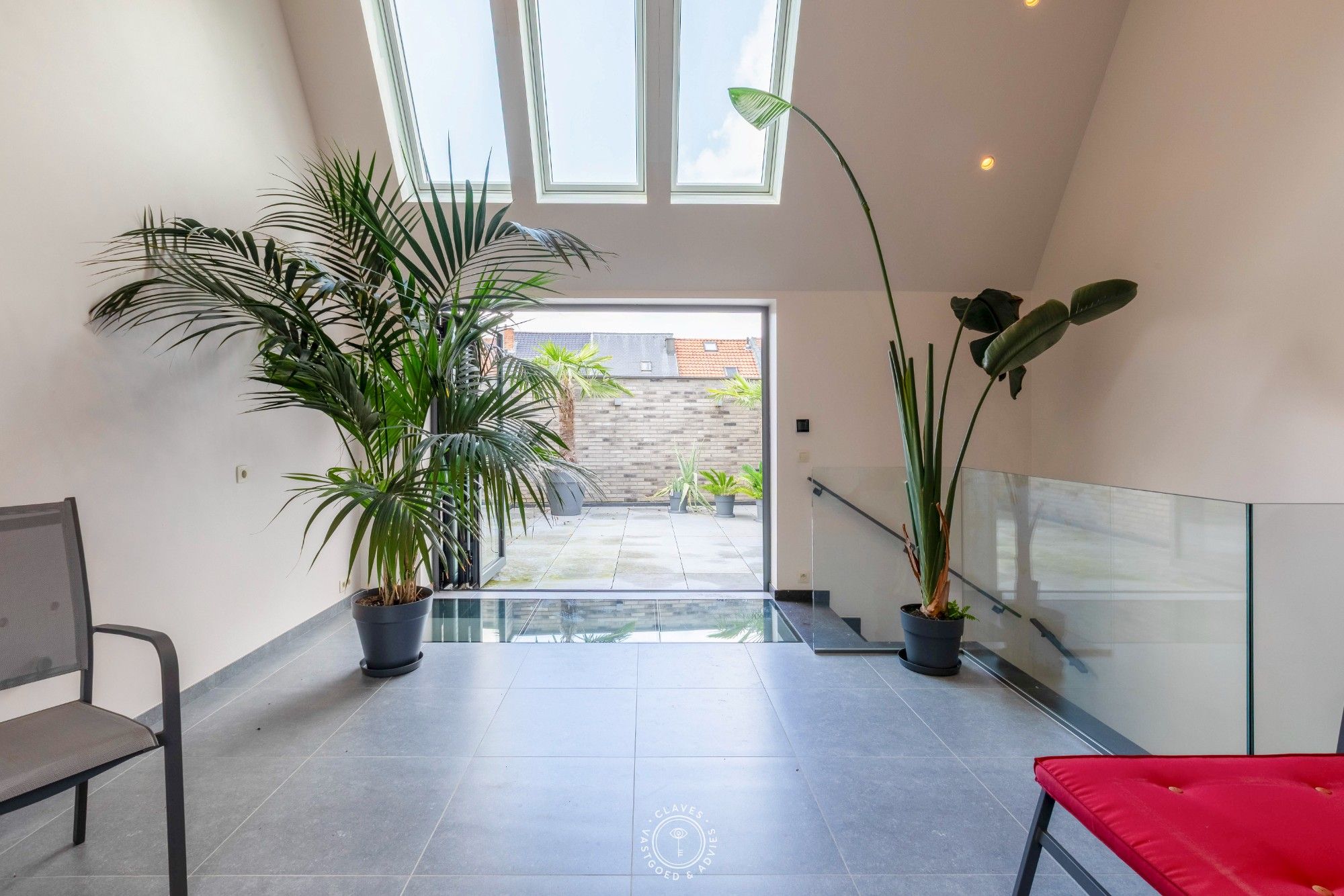 Karaktervol herenhuis met uniek bijgebouw vol mogelijkheden foto 28