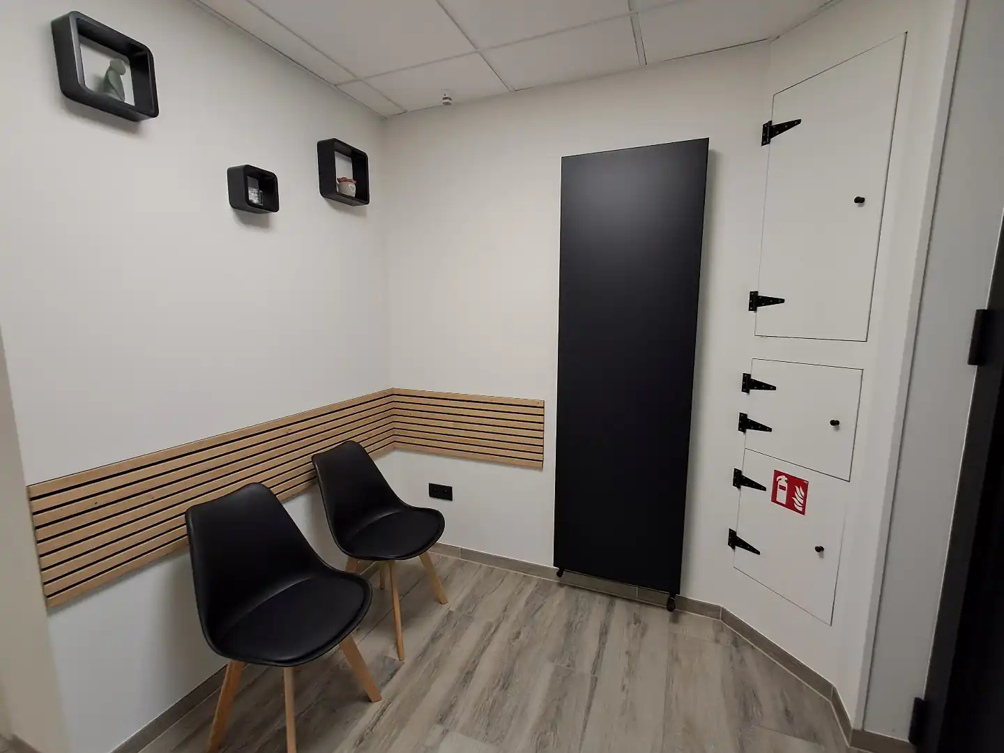 Instapklare polyvalente ruimte te Sijsele! foto 2