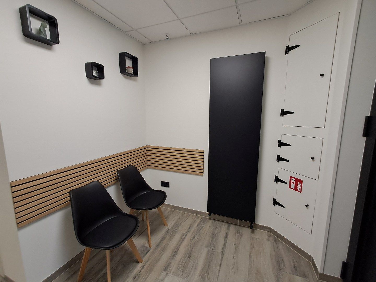 Instapklare polyvalente ruimte te Sijsele! foto 2