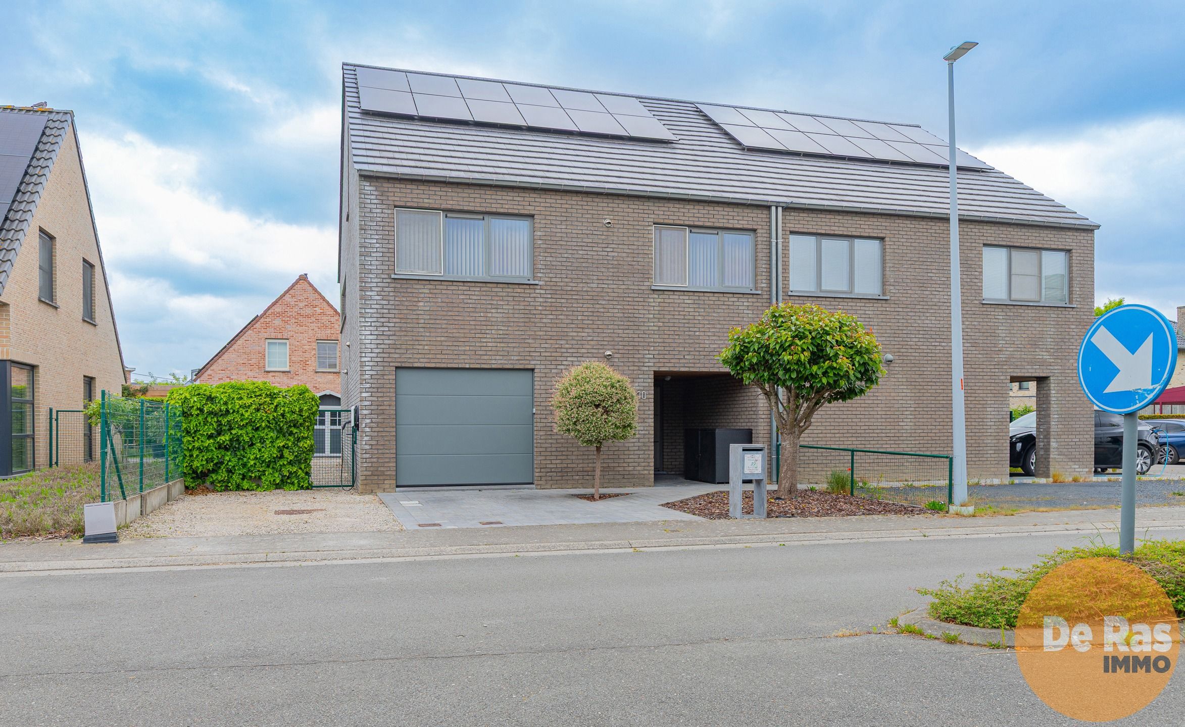 Lede - Instapklare woning in een kindvriendelijke omgeving foto {{pictureIndex}}