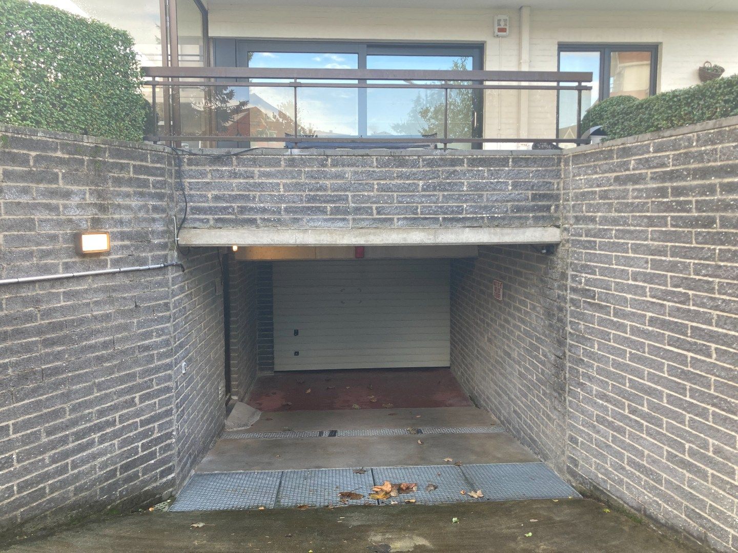 Ruime dubbele garagebox nabij het Rubensplein en het Albertstrand foto 2