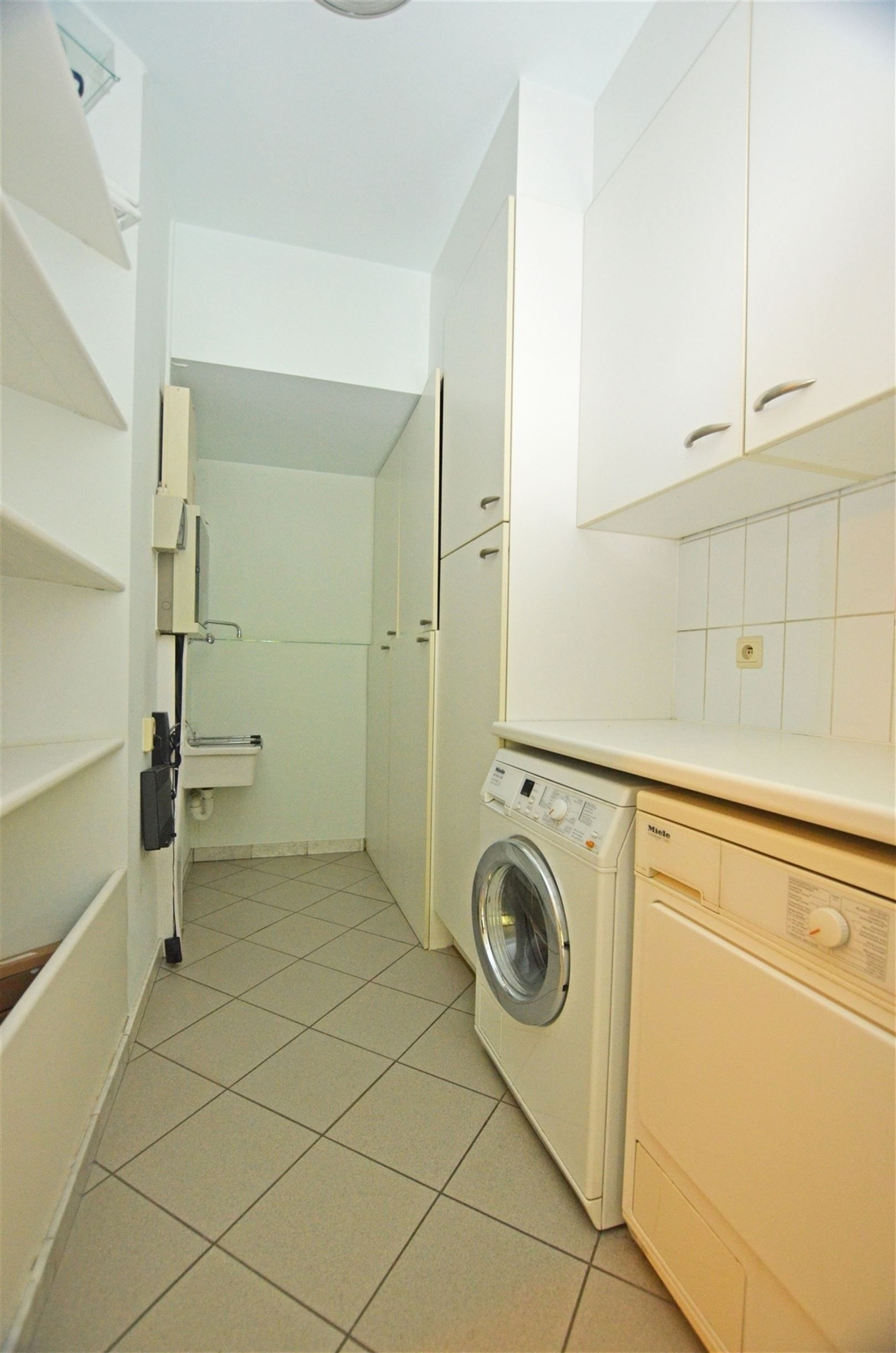 Aangenaam ruim appartement op toplocatie foto 7