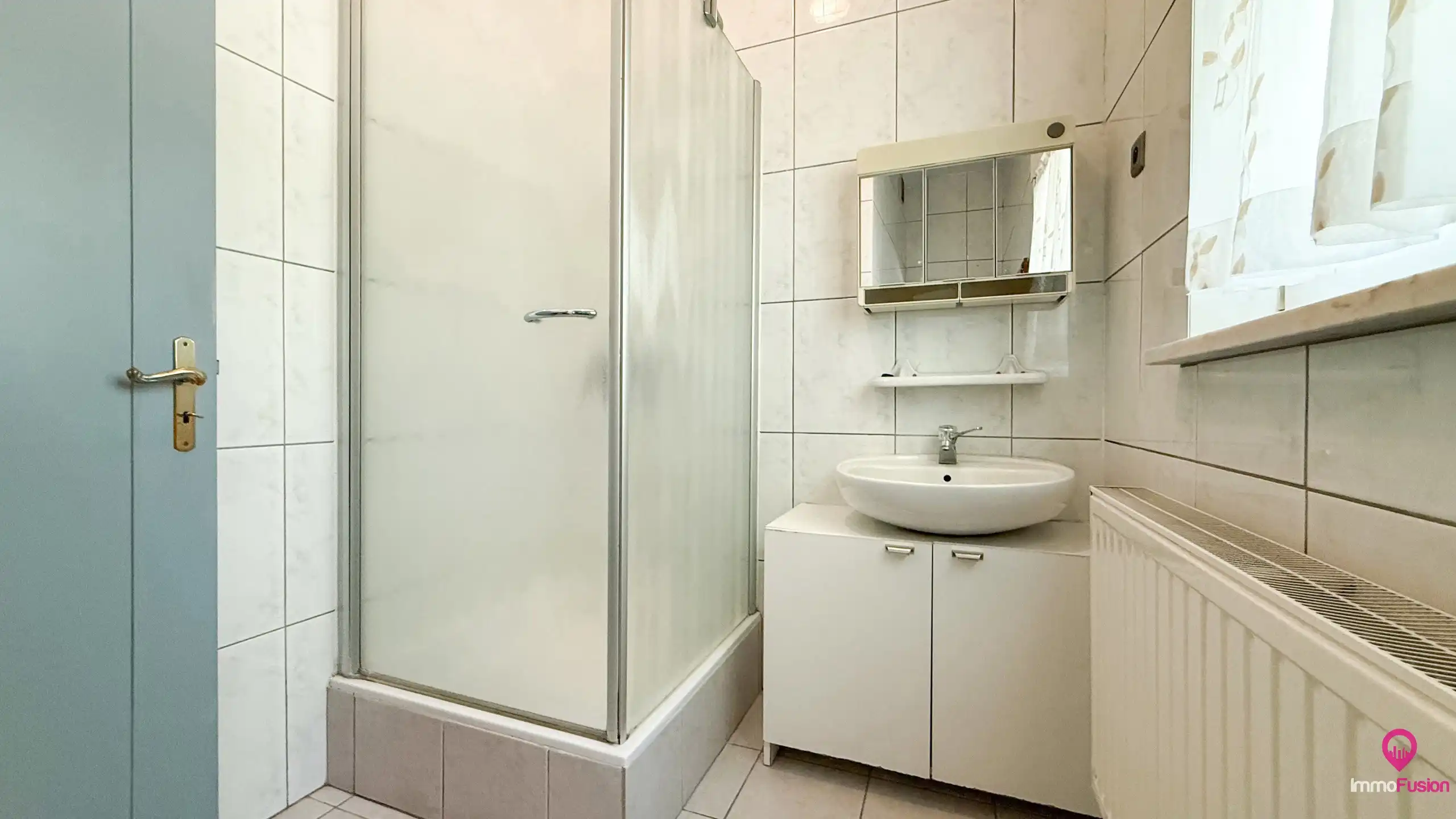 Ruime open bebouwing van 328m² met 5 slpk op toplocatie! foto 17