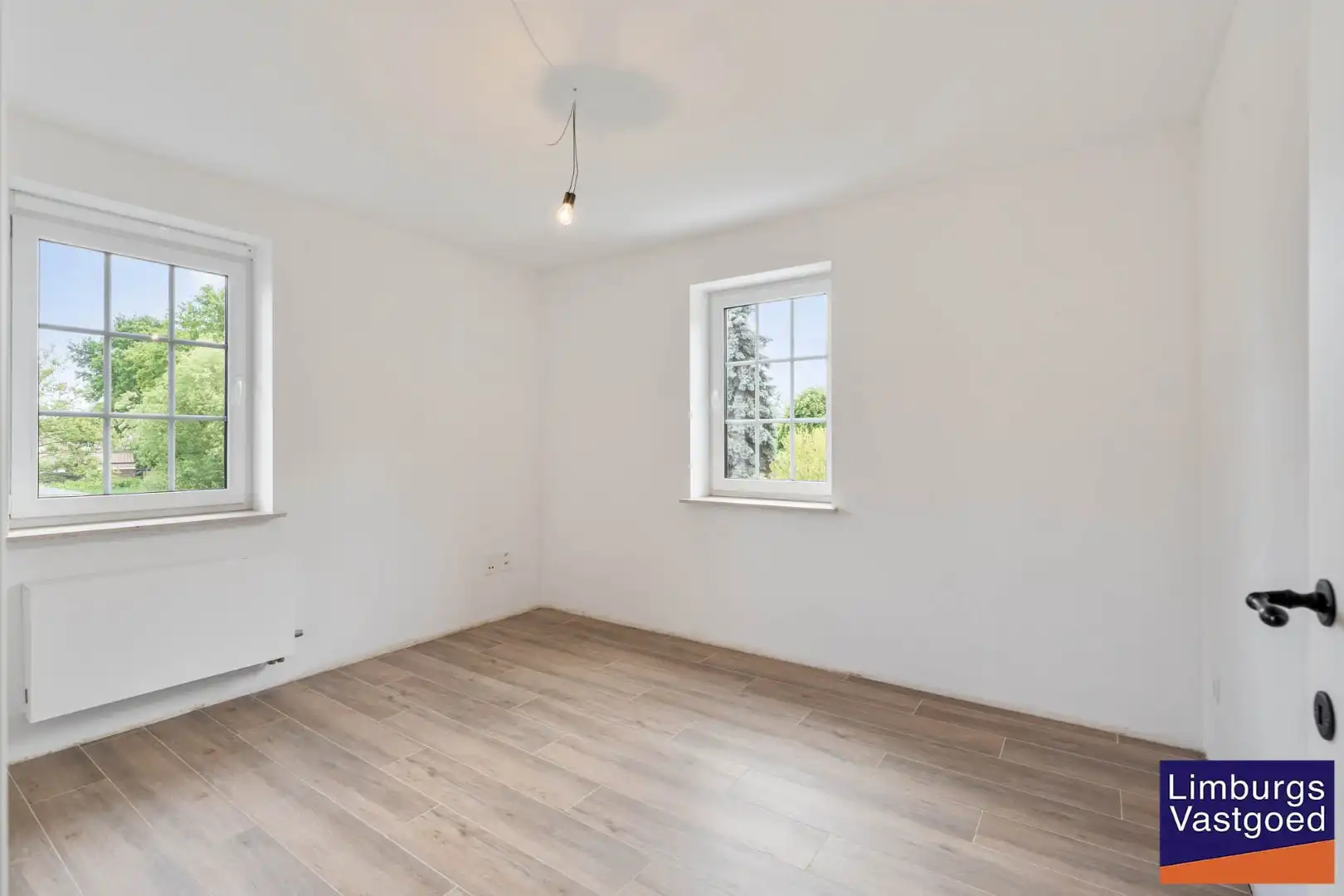 Exclusieve gezinswoning, 283m², 5 slpk, praktijkruimte op toplocatie foto 34