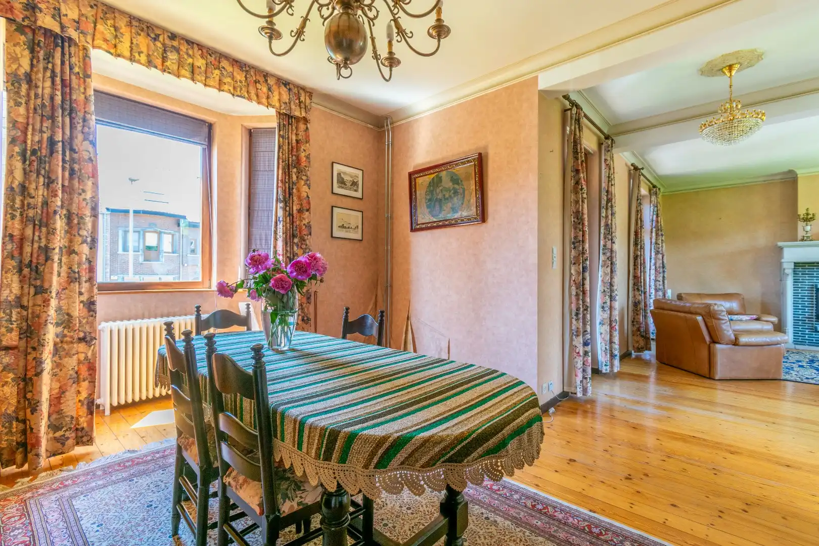 Een karaktervolle, te moderniseren woning te Halle!  foto 7