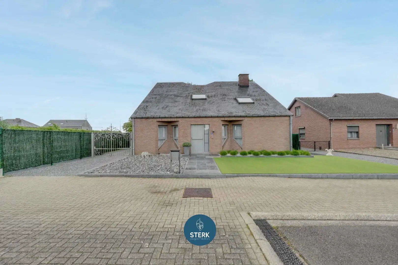 GEZINSWONING MET EEN BEWOONBARE OPP. VAN 311 M² TE VELDWEZELT-LANAKEN !  foto 24