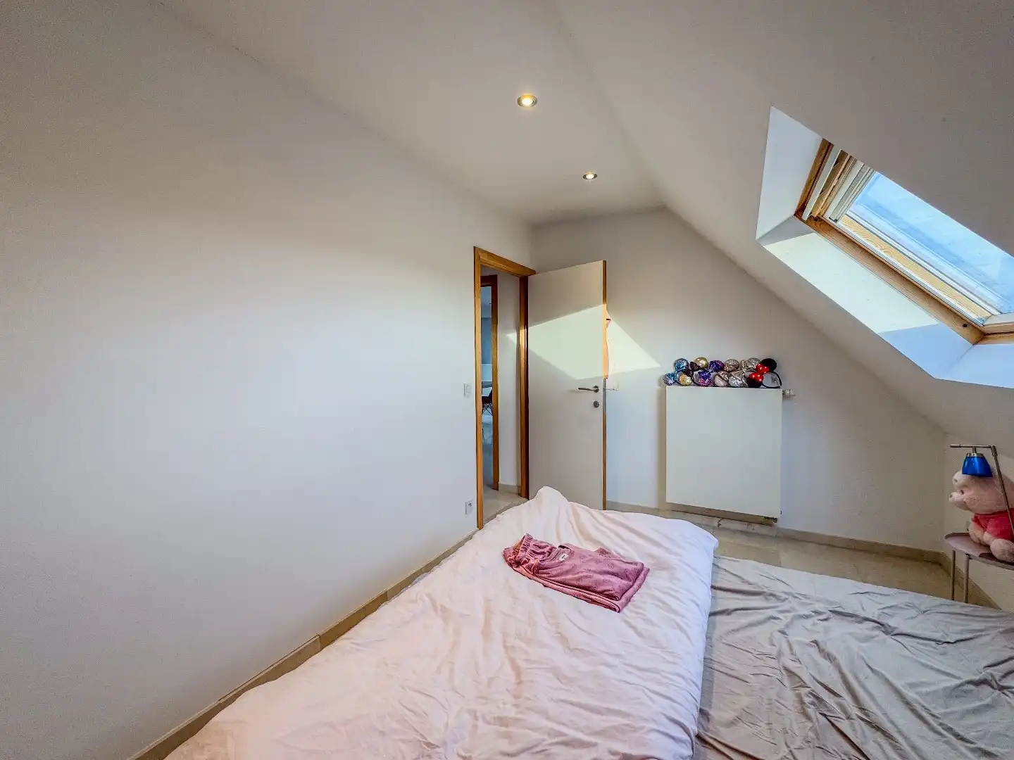 Lichtrijk appartement met 2 slaapkamers, terras en ruime garage. foto 12