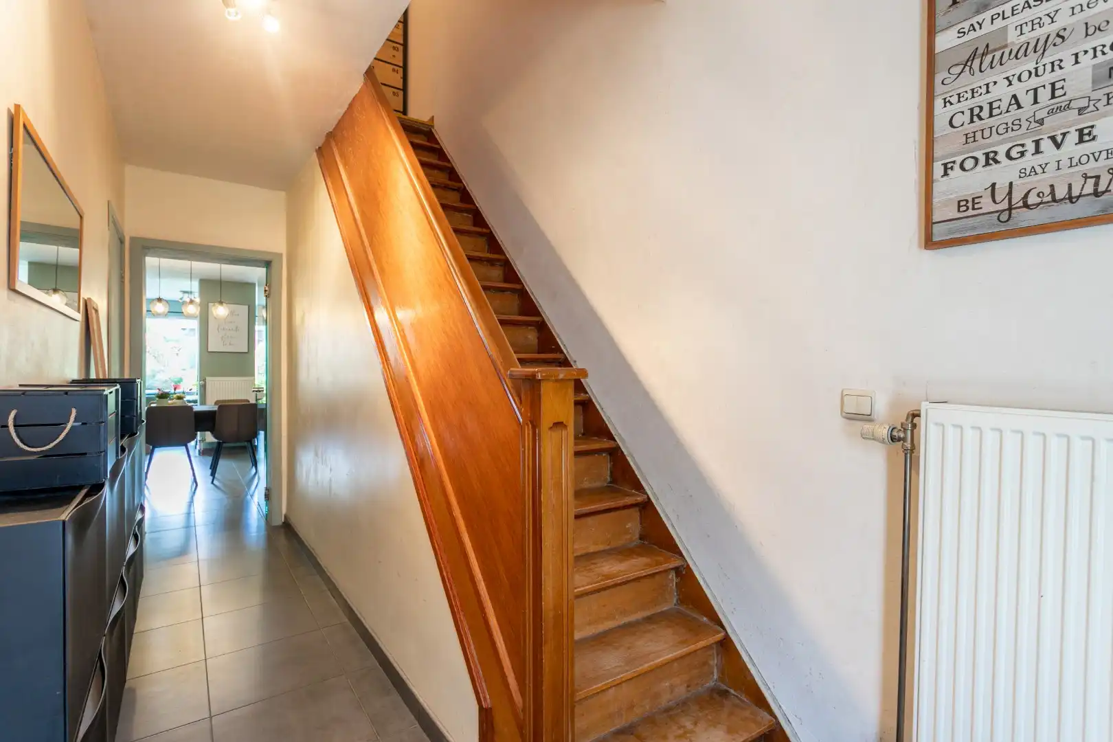 Instapklare woning met 3 slpk. , tuin en terras te Lembeek foto 2