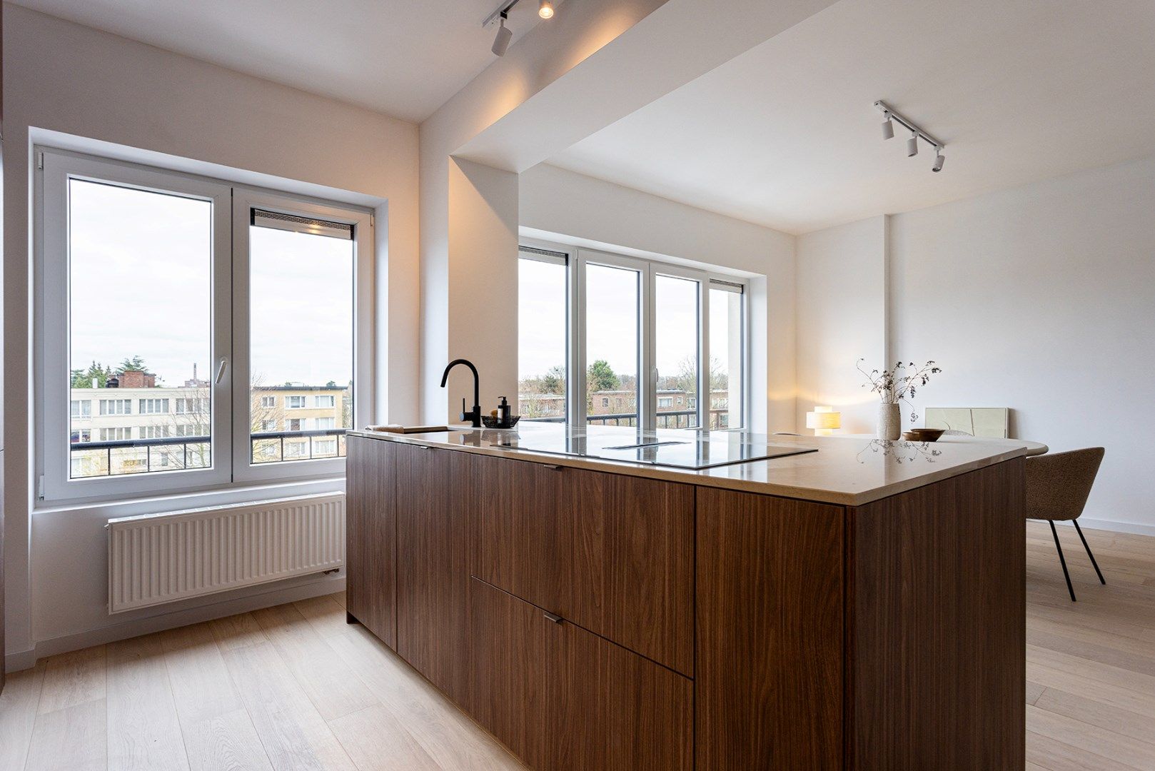 Luxe appartement te koop in Wilrijk met terras en moderne afwerking! foto 11