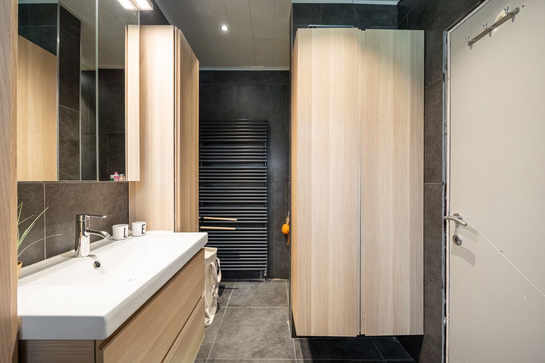 Charmante en goed onderhouden woning met 2 à 3 slk + garage foto 14