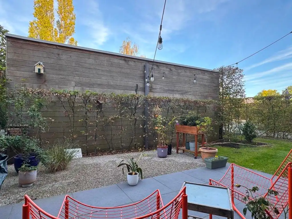 Zonnig gelijkvloersappartement met tuin en autostaanplaats in Zwijnaarde. foto 11