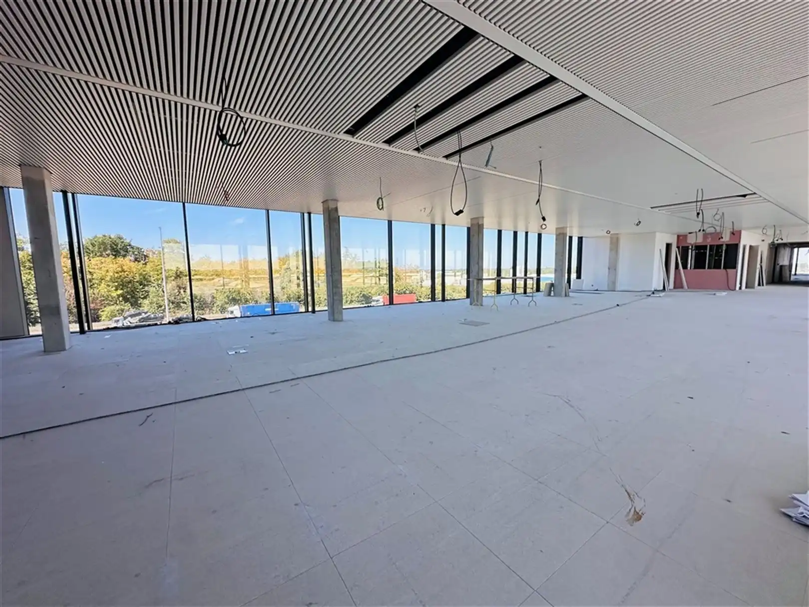 High-end nieuwbouwkantoor/showroom langsheen E17 foto 8