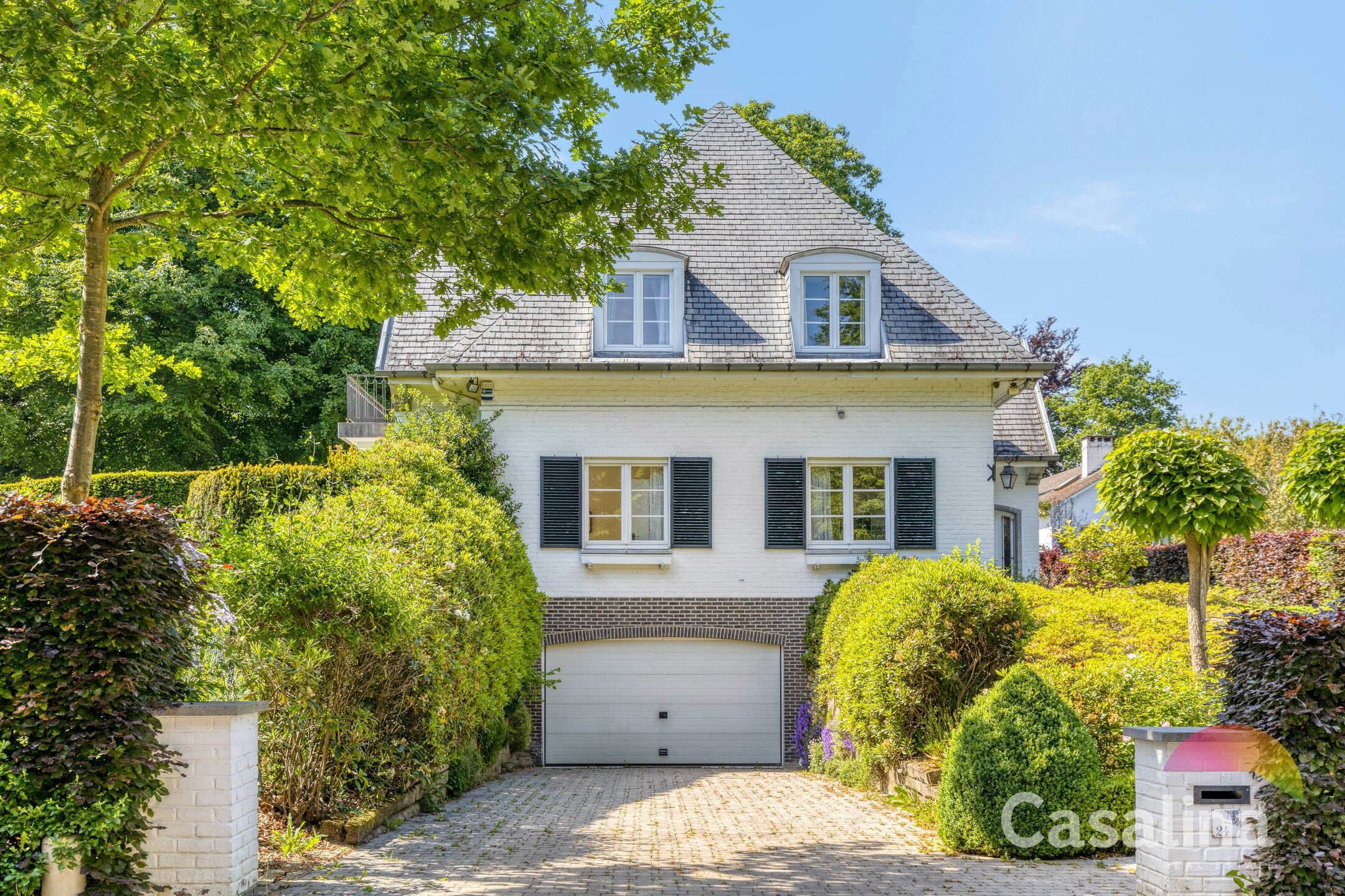 Wijk Baron Albert d'Huart–Viergevelvilla met veel potentieel foto 25