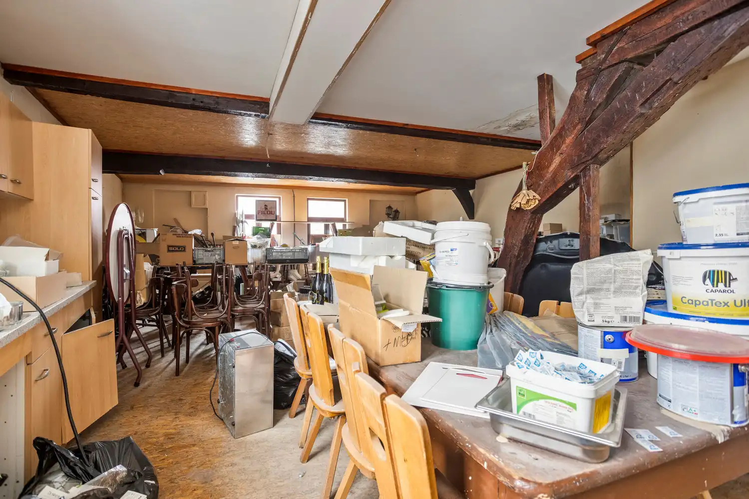 HANDELSPAND MET WOONST - UNIEKE LIGGING AAN HET STADSPLEIN EN DE DEMER foto 16