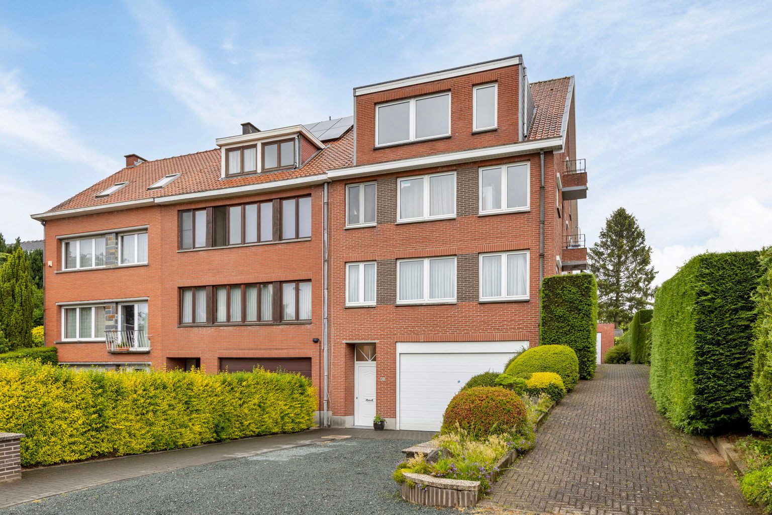 immo DAVID stelt voor: opbrengstwoning met 3 appartementen foto 1