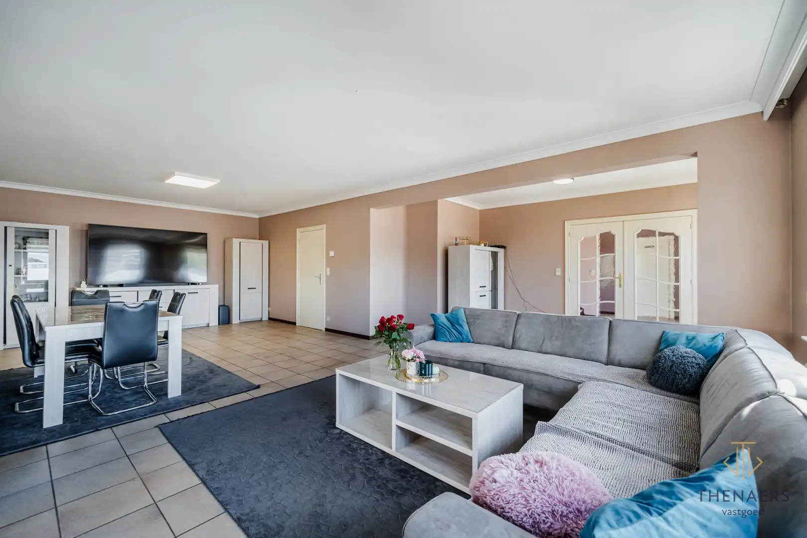 Ruime woning met tal van mogelijkheden op een strategische locatie in Sint-Truiden. foto 6