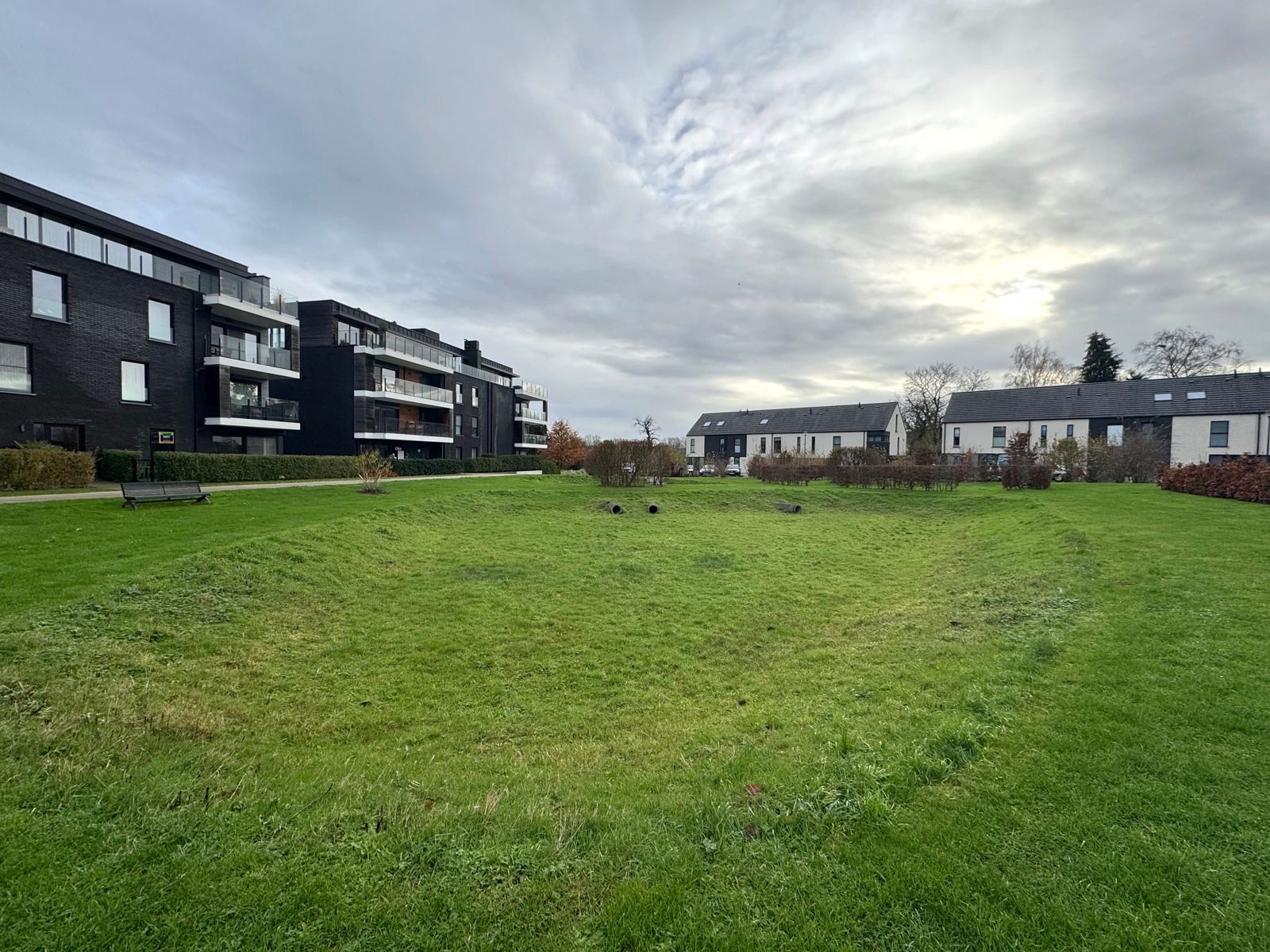 Rustig gelegen en energiezuinig 2 slaapkamer appartement foto 2