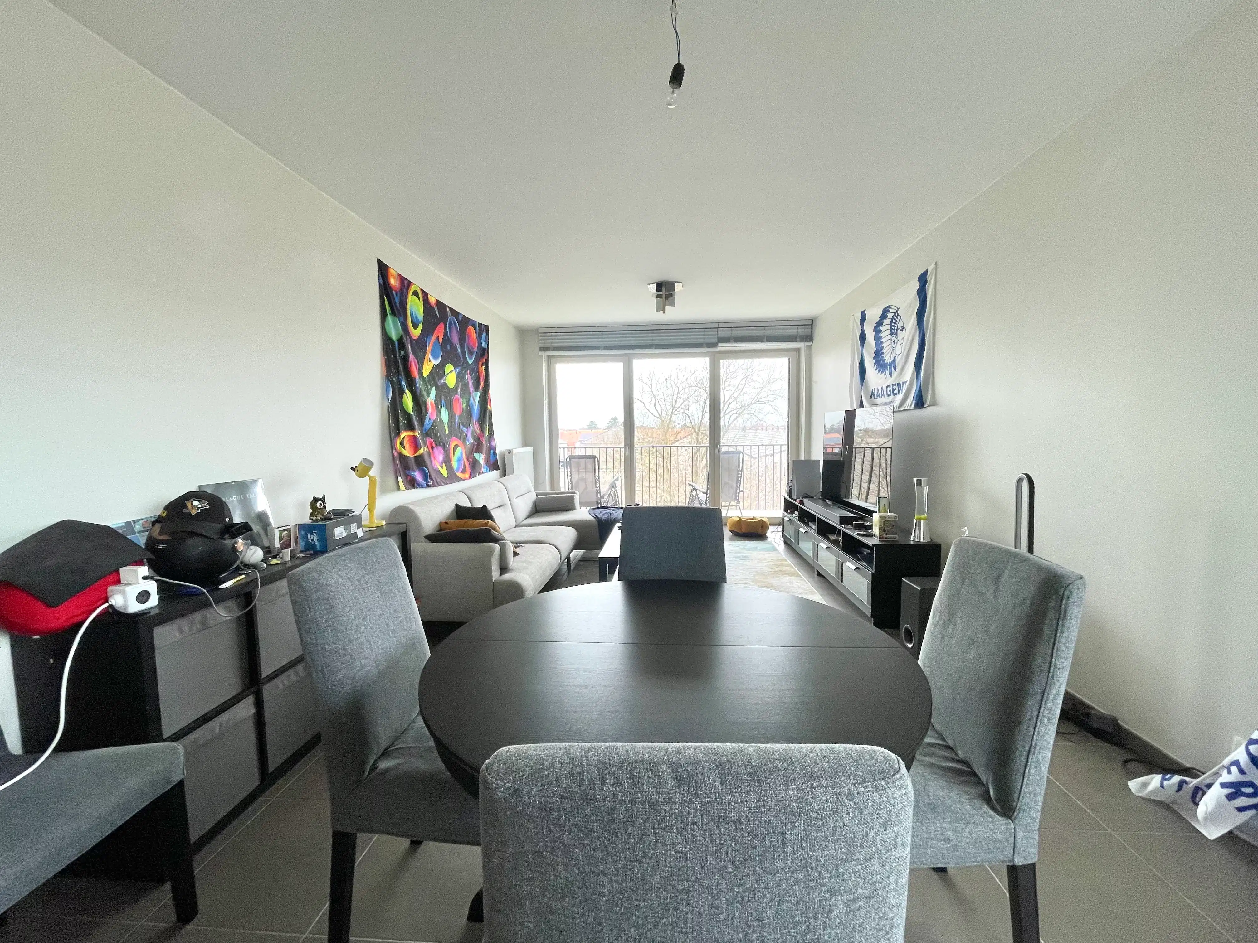 Recent appartement met twee slaapkamers en autostaanplaats foto 3