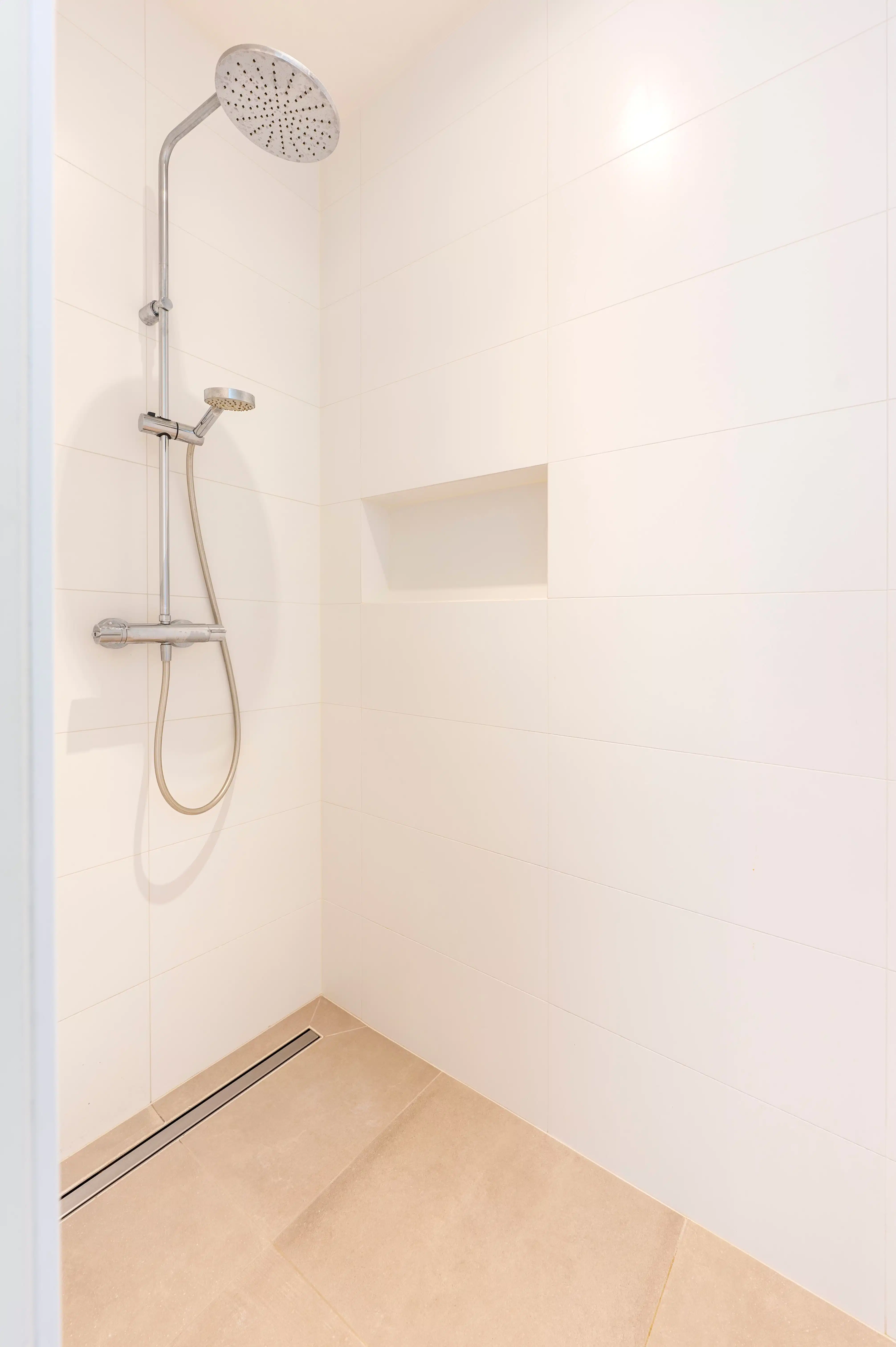 één slaapkamer appartement met groot terras in Mariaburg-Ekeren te huur! foto 15