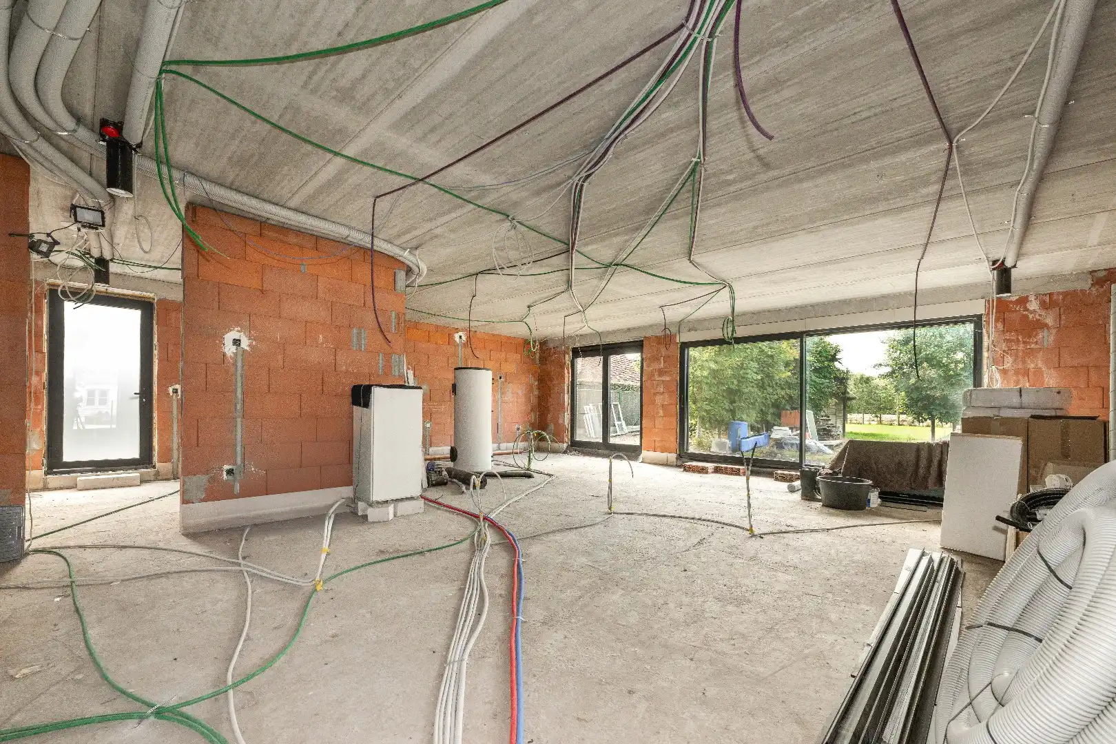 CASCO WONING MET 4 SLAAPKAMERS OP 1.544 m² IN KRUISEM foto 5