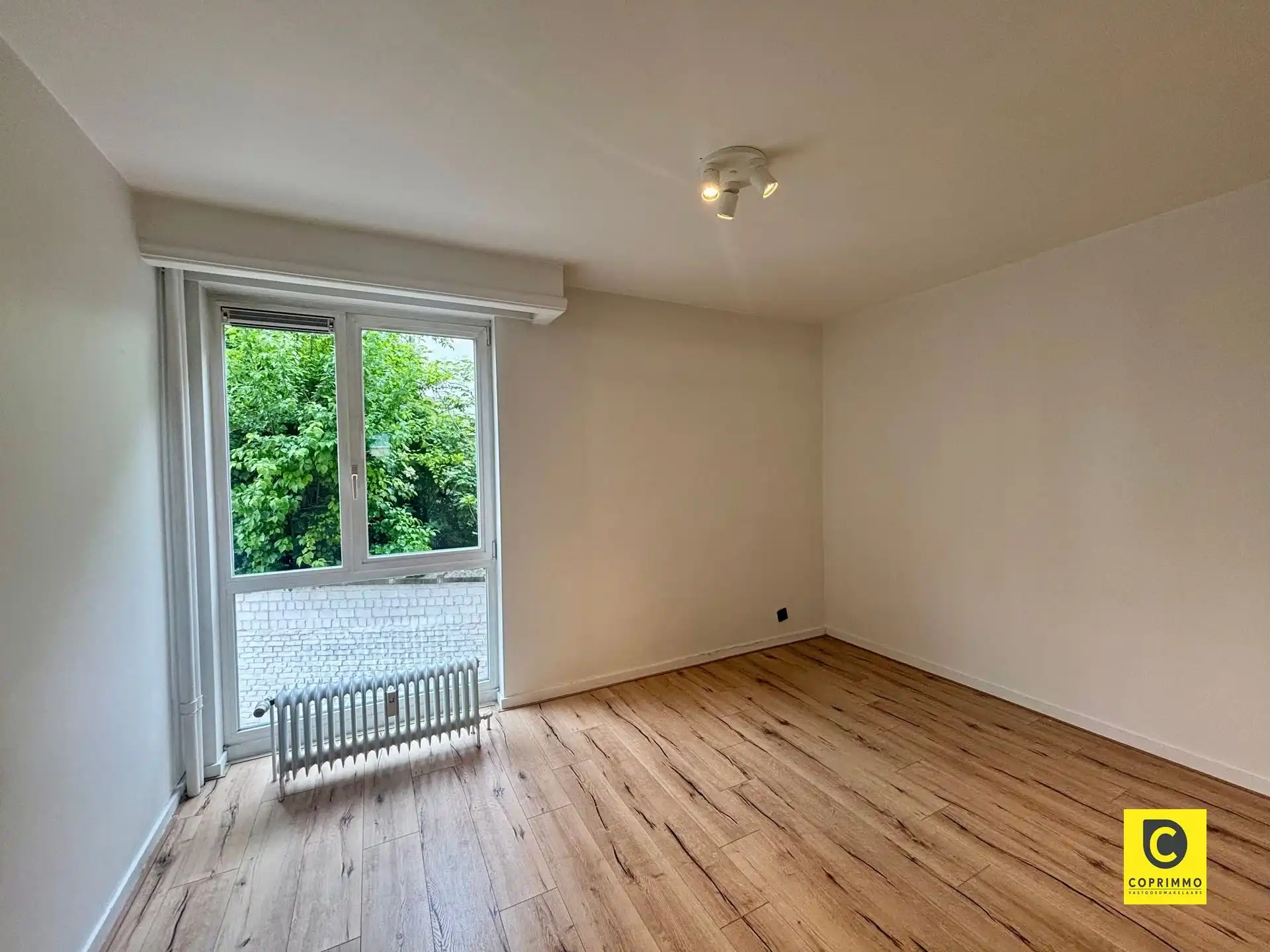 Instapklaar 3 slaapkamer appartement met zonnig terras, kelder en fietsenberging foto 24