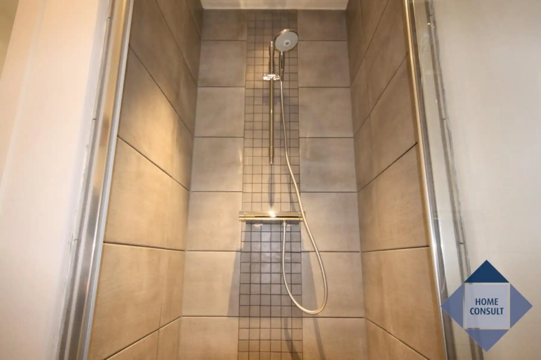 Appartement te huur foto 8