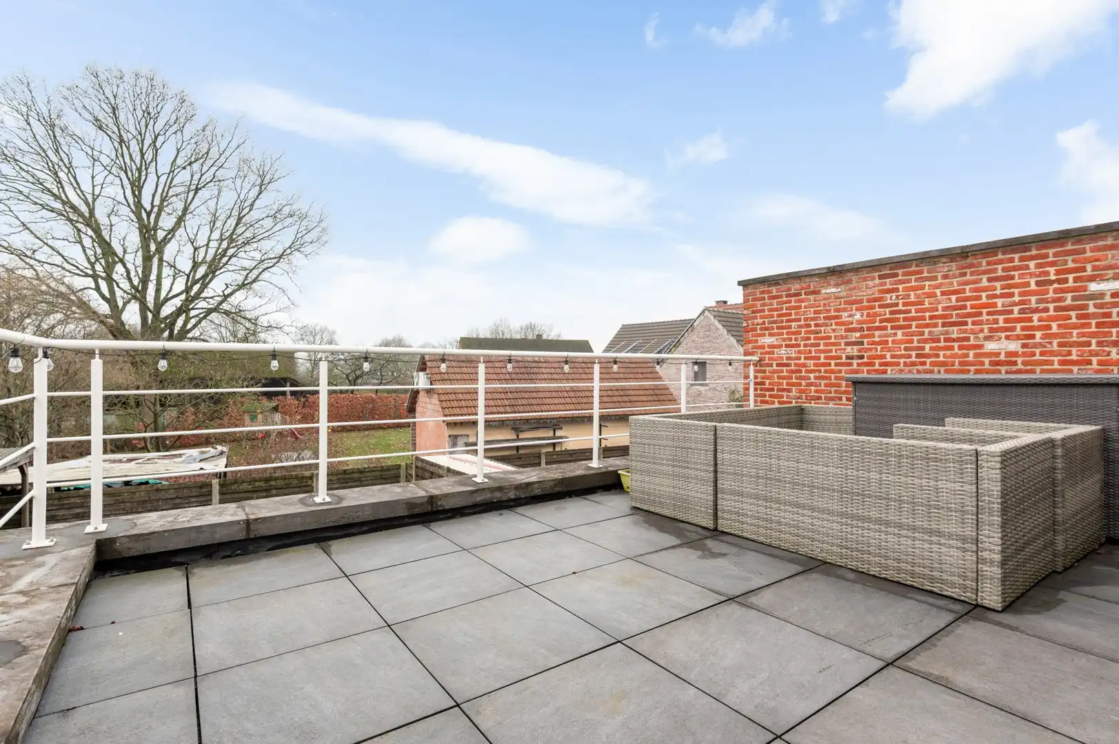 Instapklare duplex met 3 slpkmrs, terras, staanplaats en carport in Hulshout foto 16