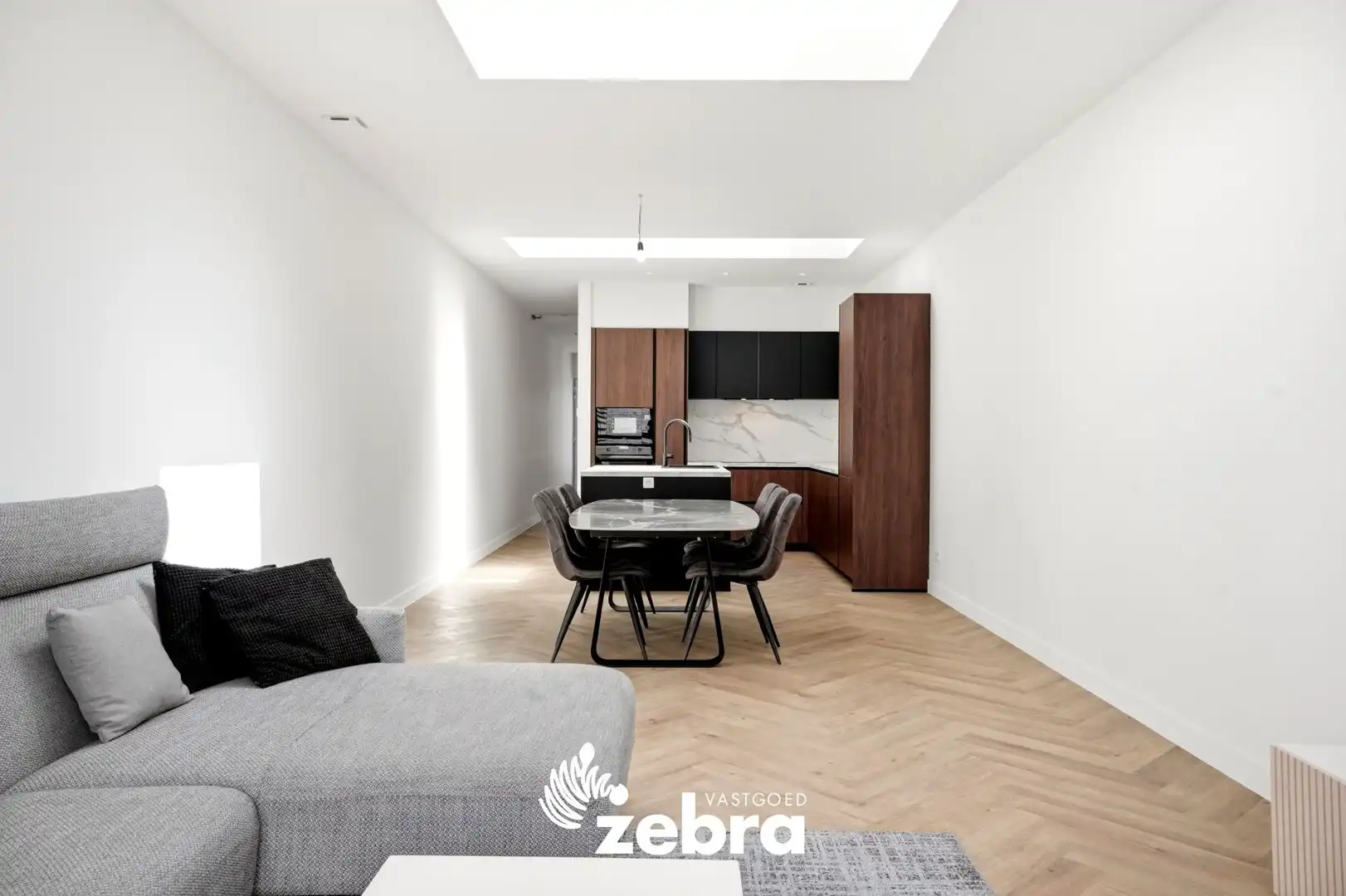 Volledig gerenoveerde woning met 3 slaapkamers, warmtepomp en zonnepanelen! foto 6