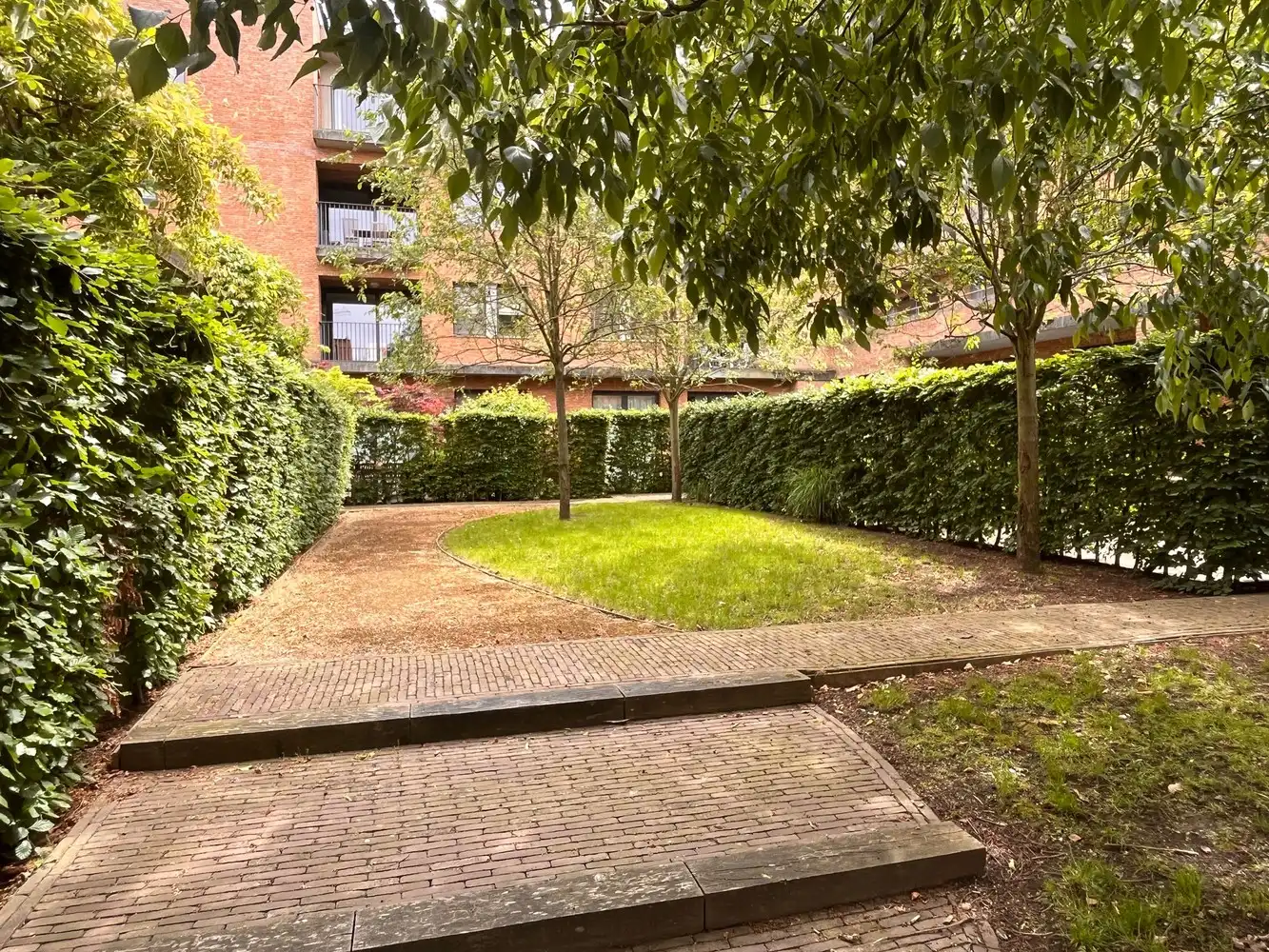 zeer RUSTIG gelegen appartement in centrum LEUVEN foto 7