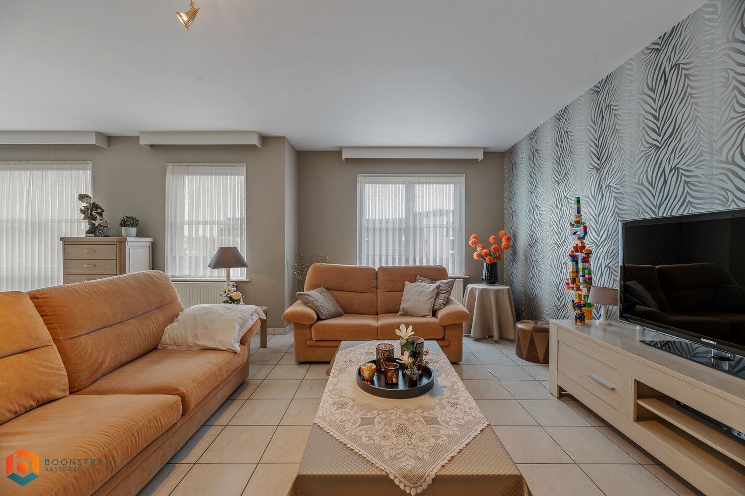 Ruim appartement (124m2) met 2 slpkrs, garage en terras foto 6
