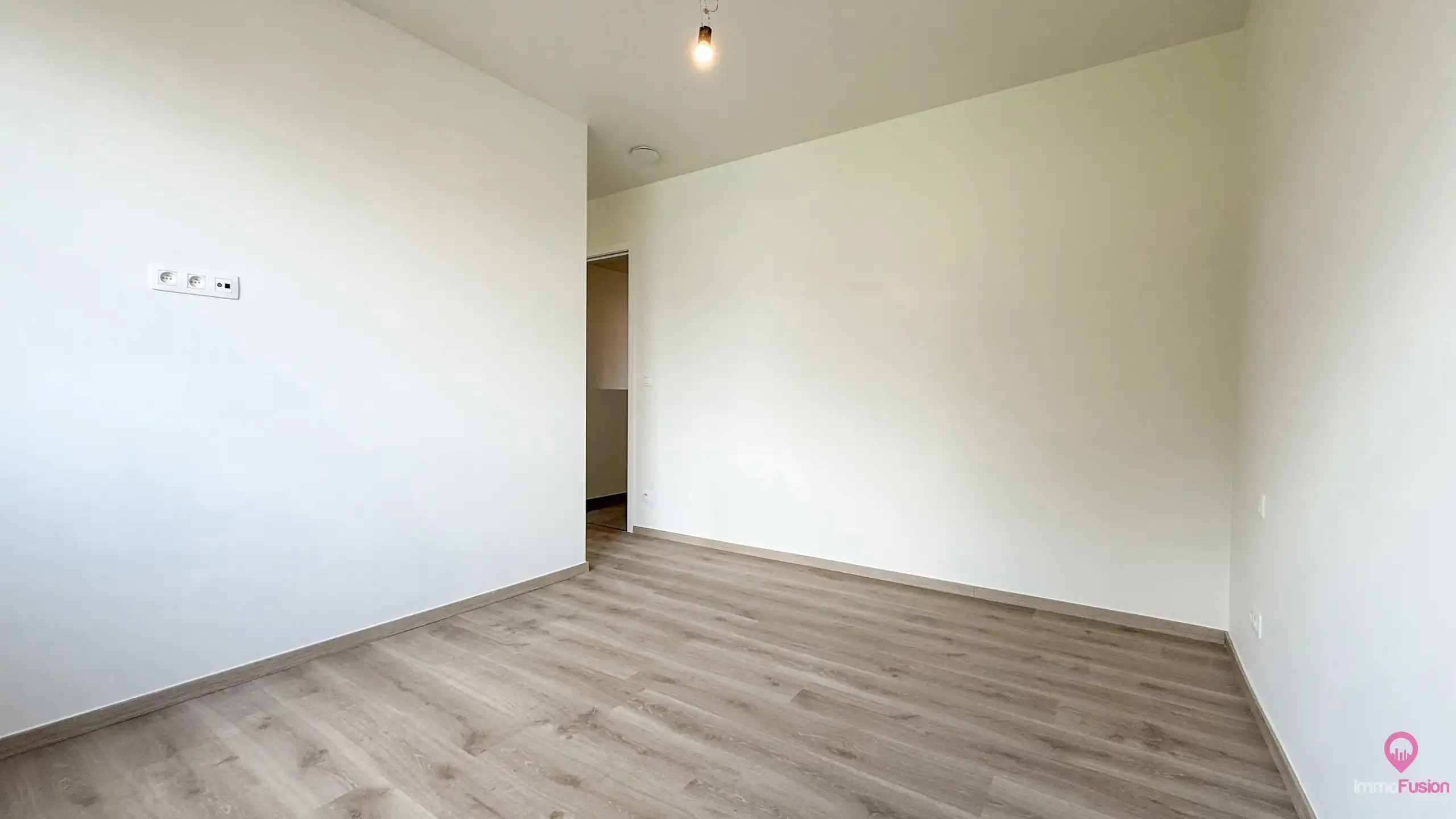 Praktische nieuwbouwwoning met 3 slpks in rustige straat! foto 24