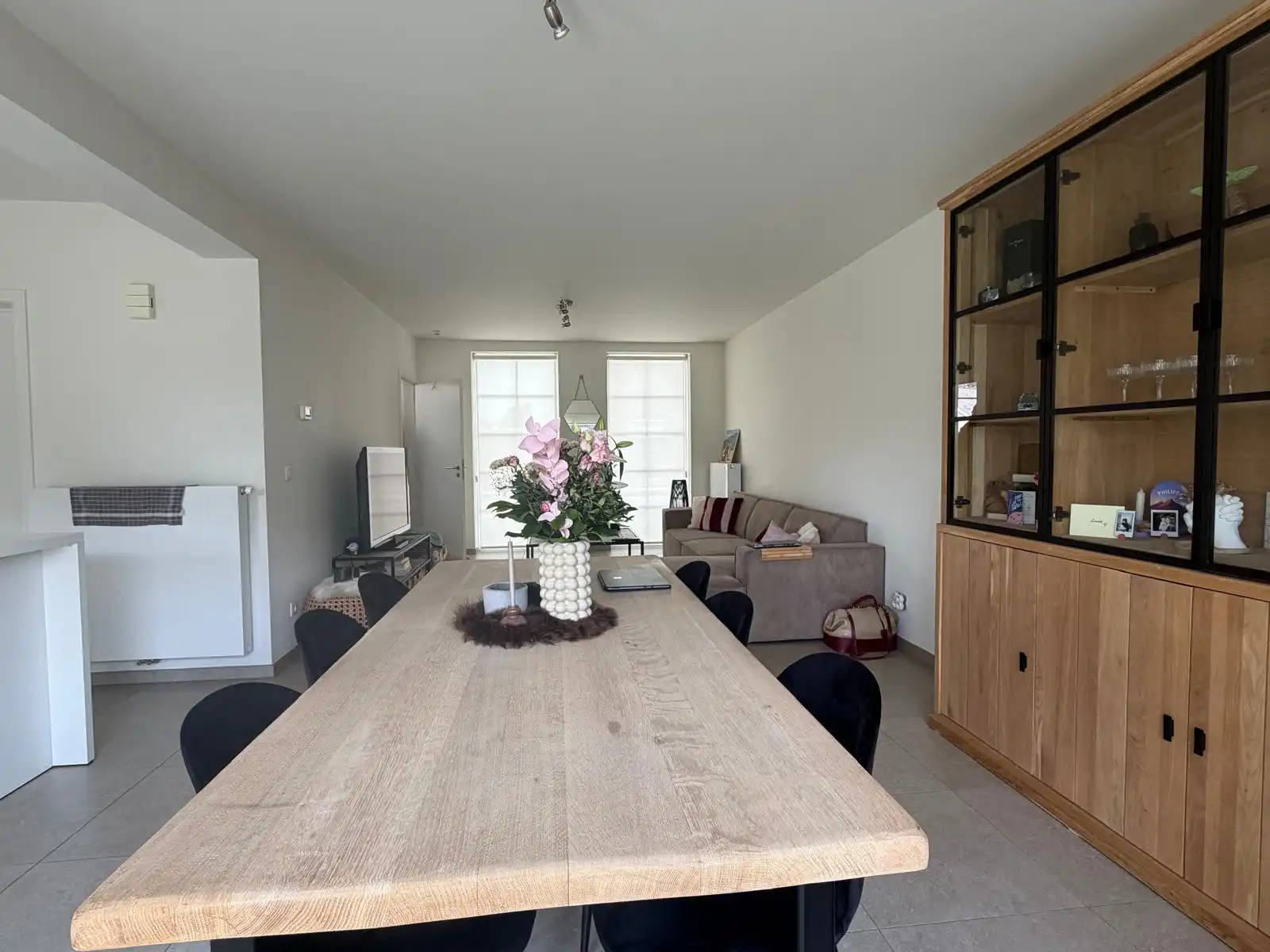 Moderne halfopen bebouwing in Schellebelle foto 2