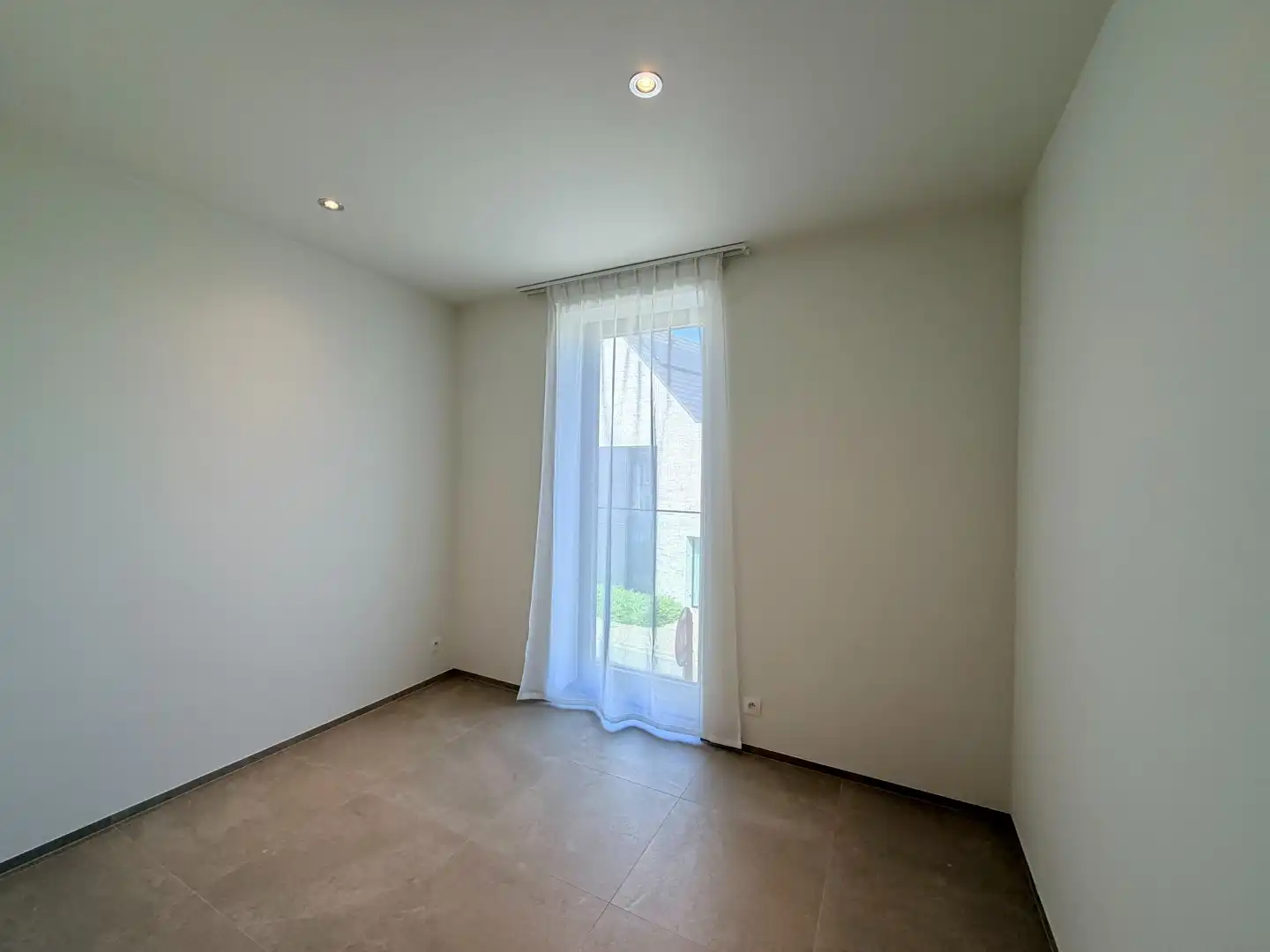Nieuwbouwappartement met 2 slaapkamers te centrum Tielt! foto 7