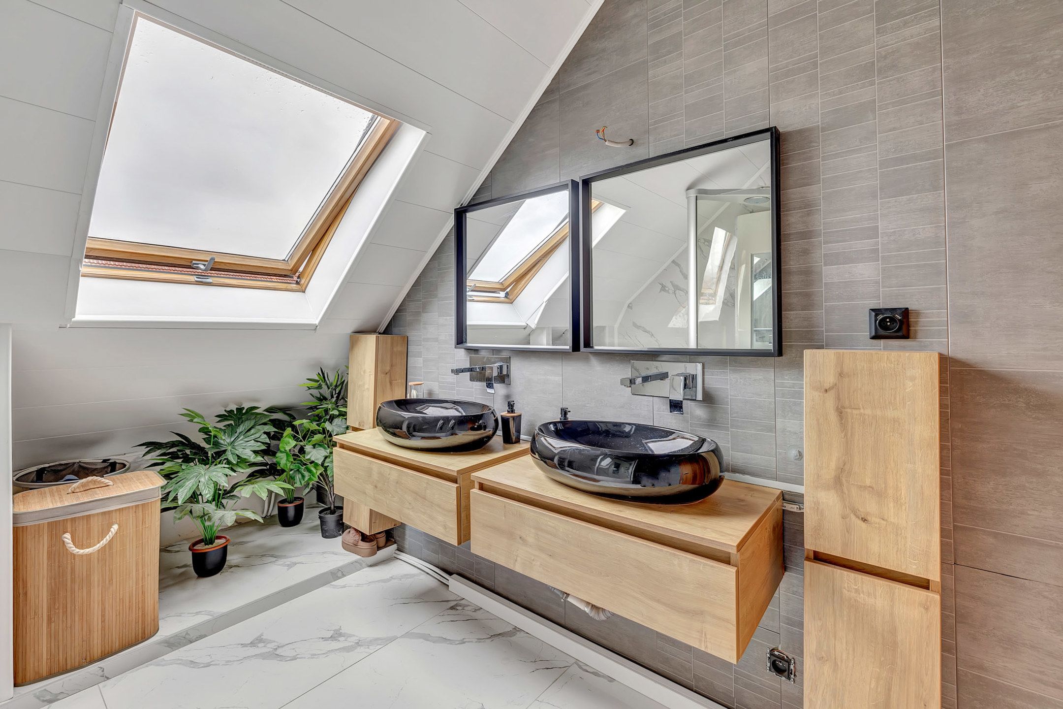 Instapklare villa met 6 slpk en uitstekende mobiliteitsscore foto 21