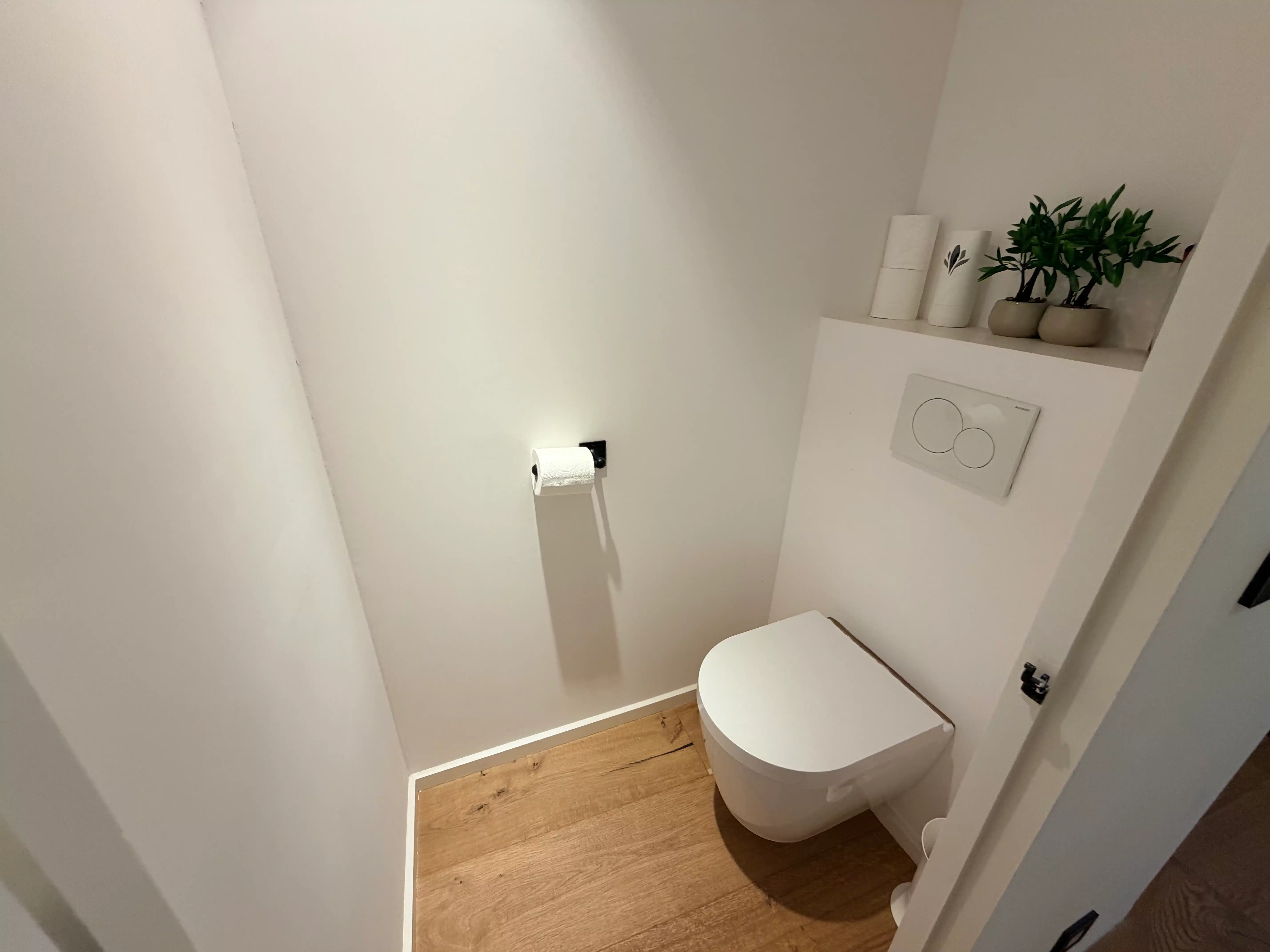 --- NIEUW --- Ideale cohousing woning: high-end gerenoveerde 2-slaapkamerwoning met elk een eigen douche in centrum Gent! foto 19
