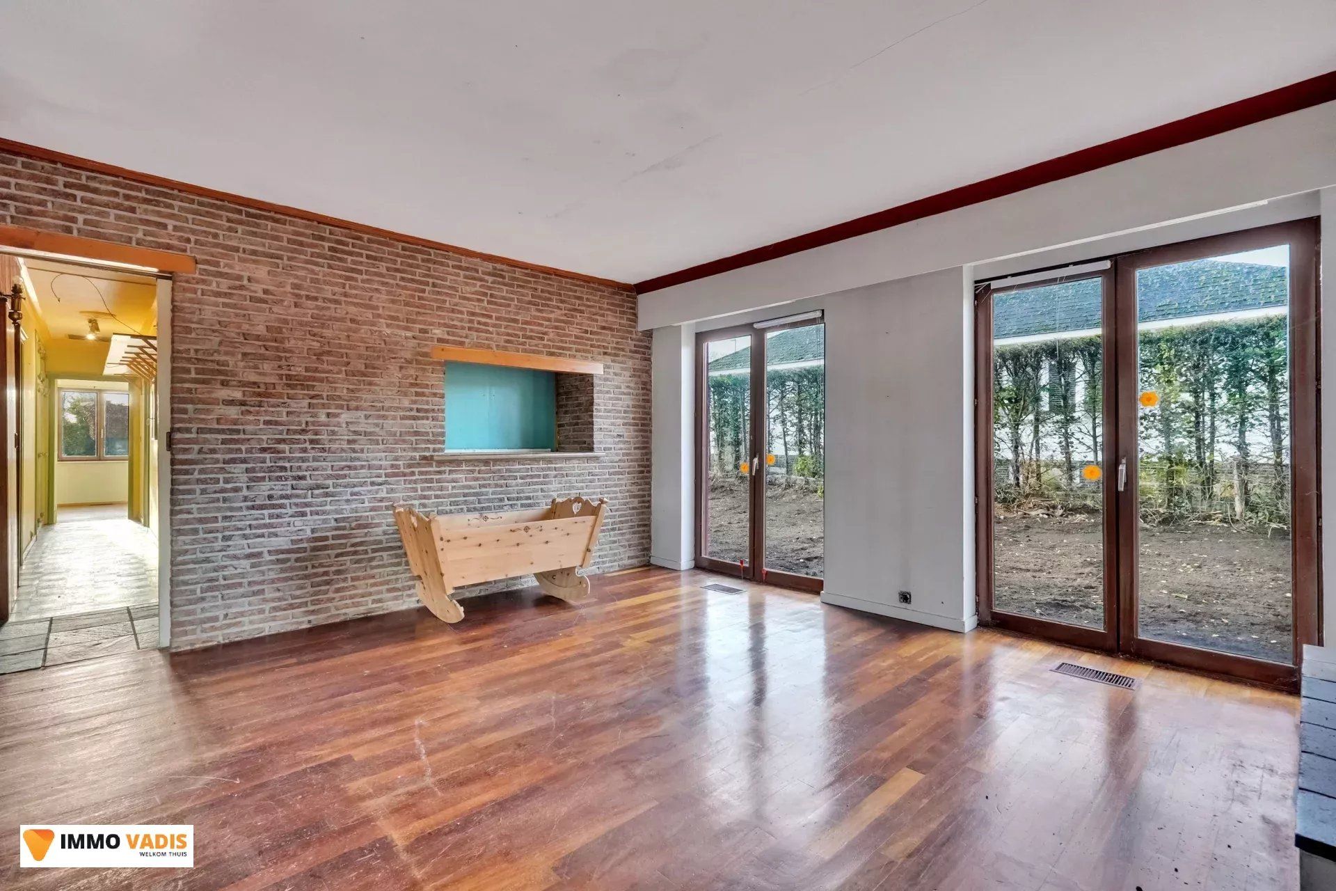 Woning met vijf slaapkamers en inpandige garage foto 6